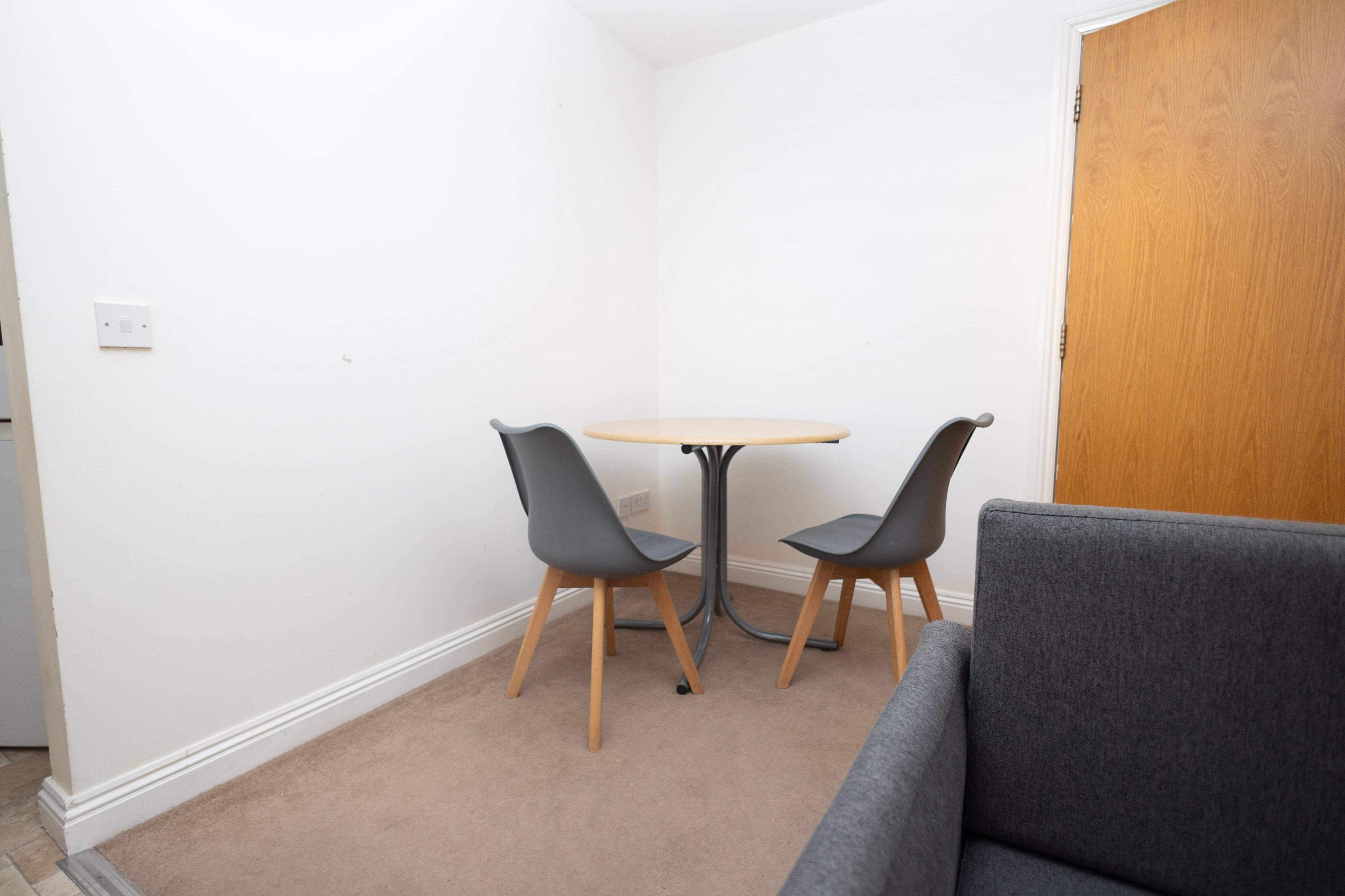 2 bed flat to rent in Capstone Place, Bournemouth  - Property Image 8