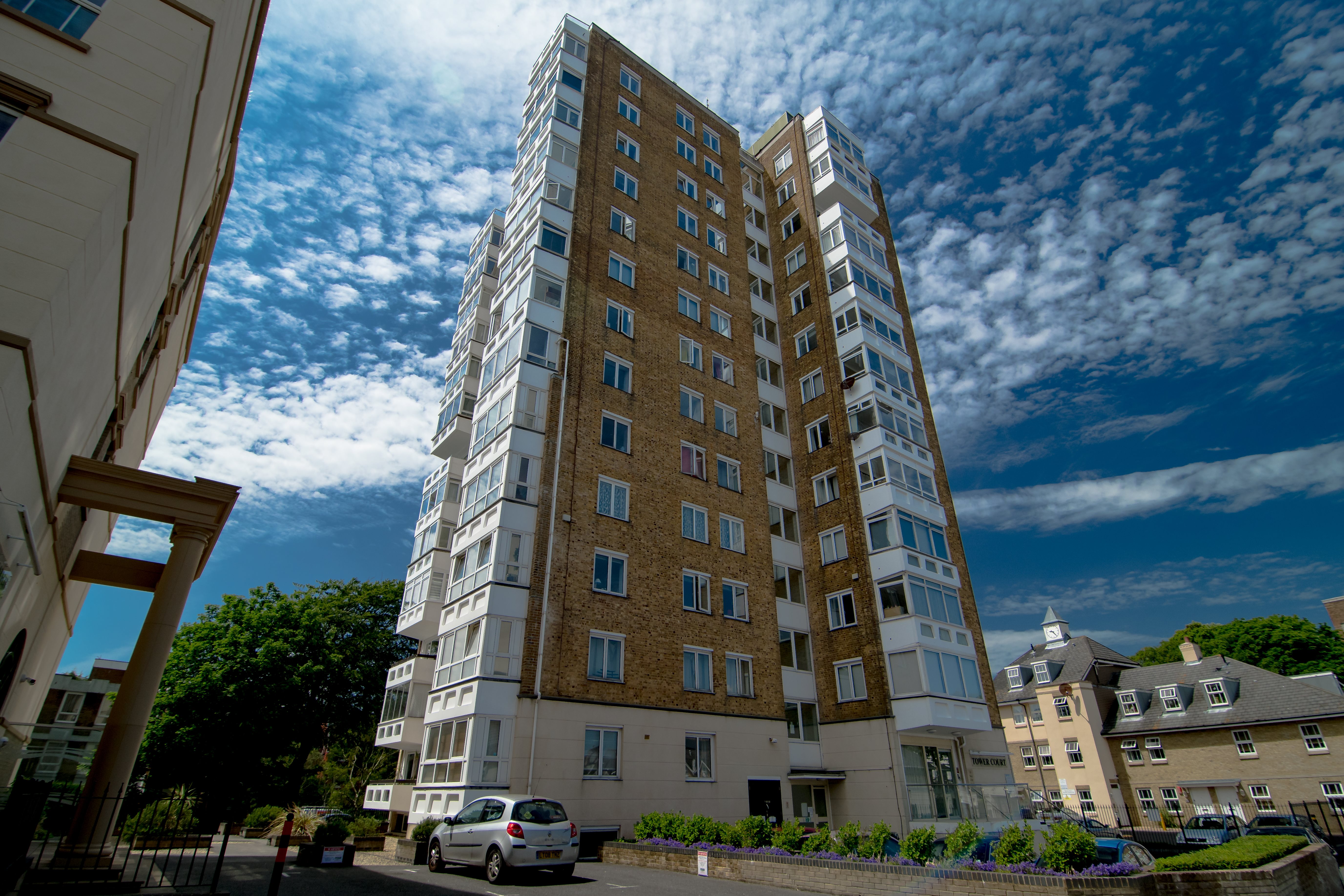 3 bed flat to rent in West Cliff Road, Bournemouth  - Property Image 1