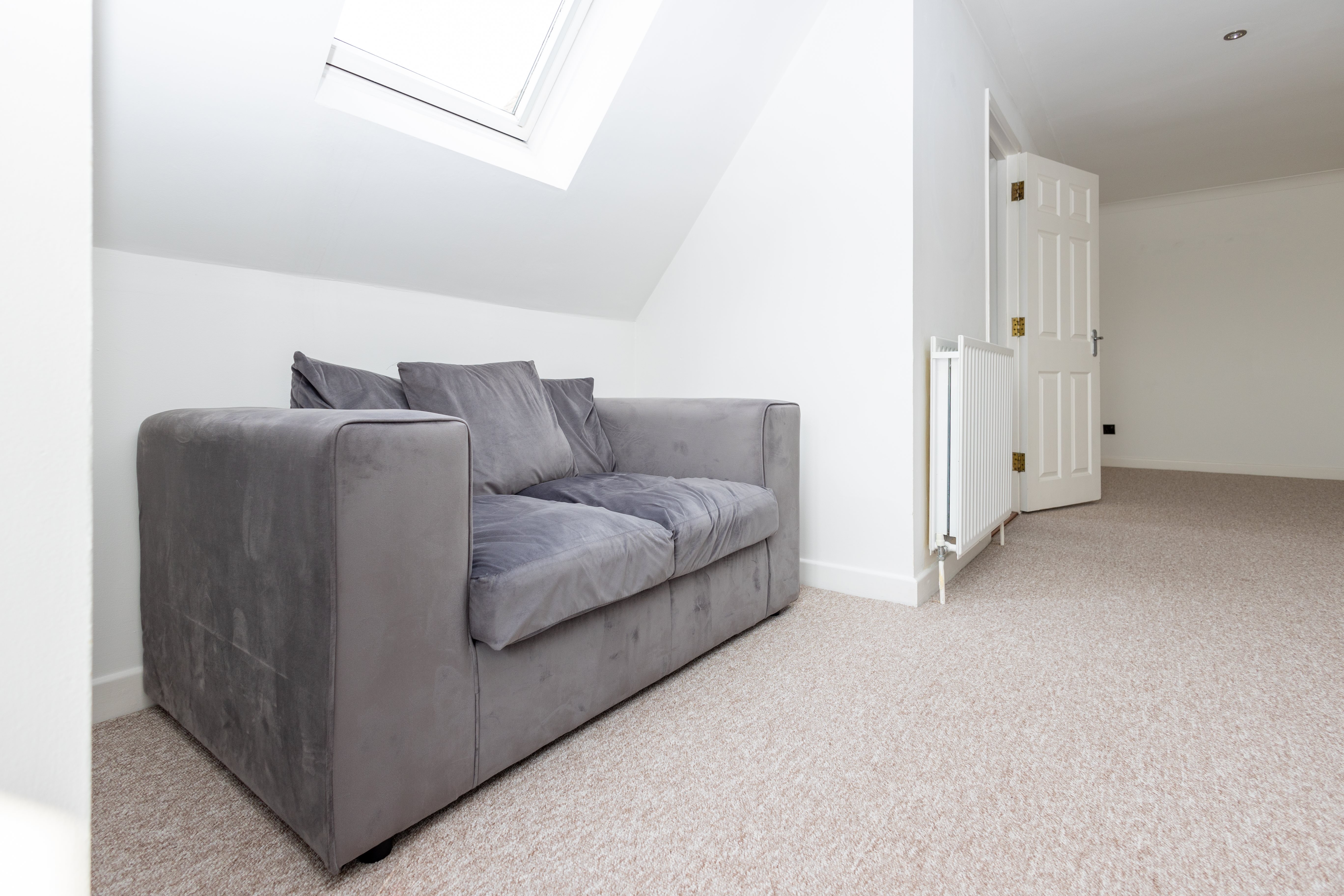 2 bed flat to rent in Danecourt Road, Poole 2