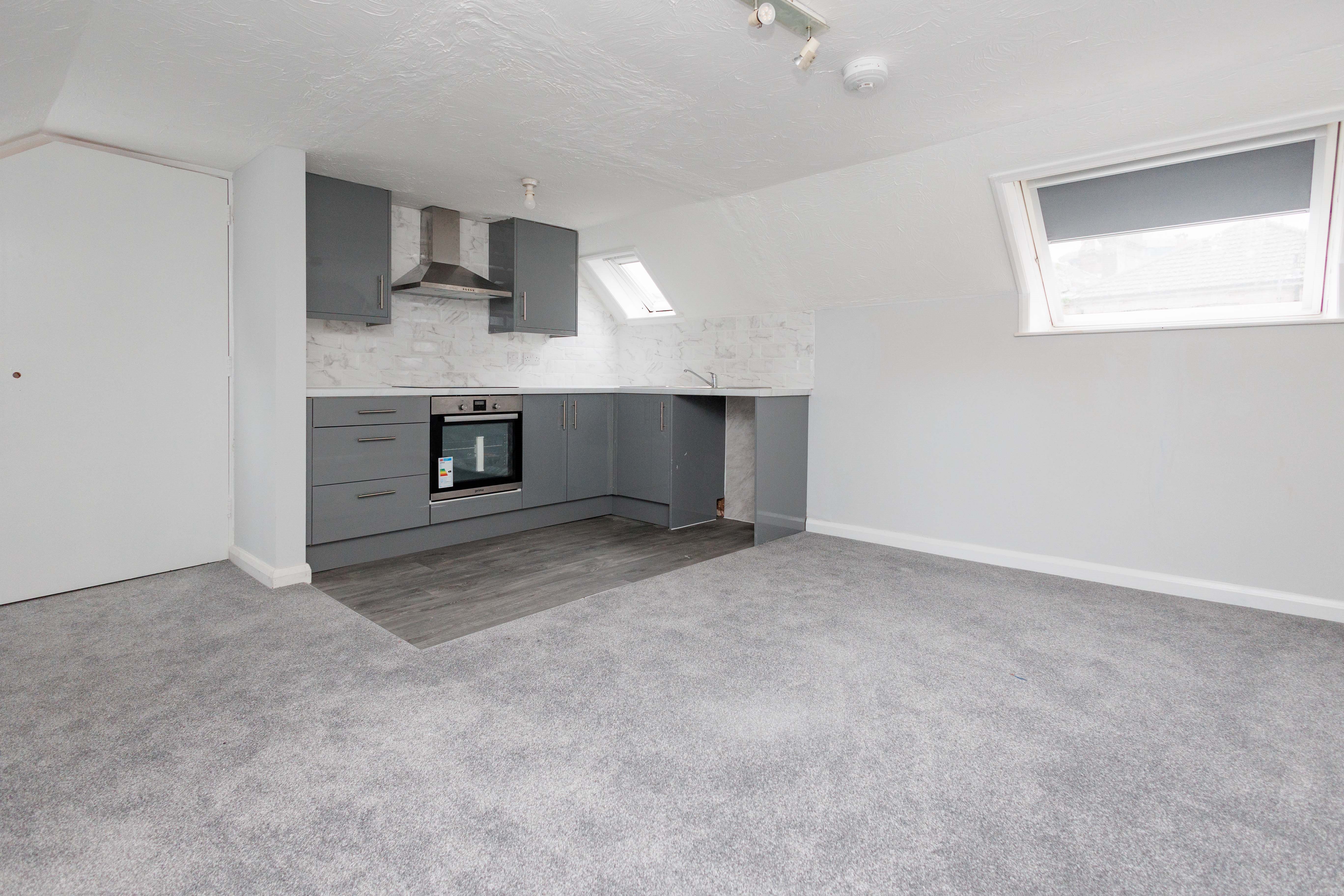 1 bed flat to rent in Fir Vale Road, Bournemouth  - Property Image 3