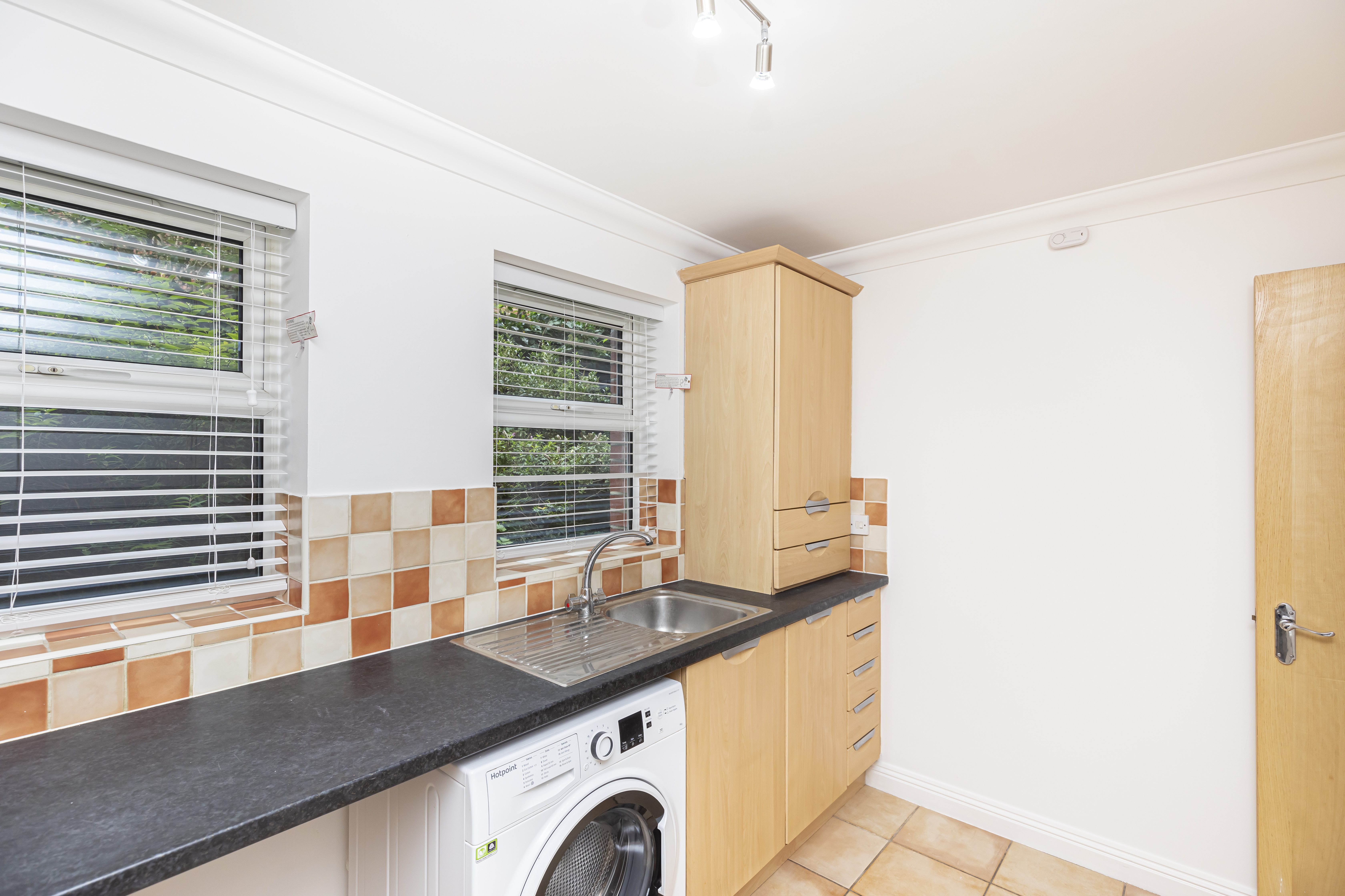 2 bed flat to rent in Norwich Avenue West, Westbourne  - Property Image 5