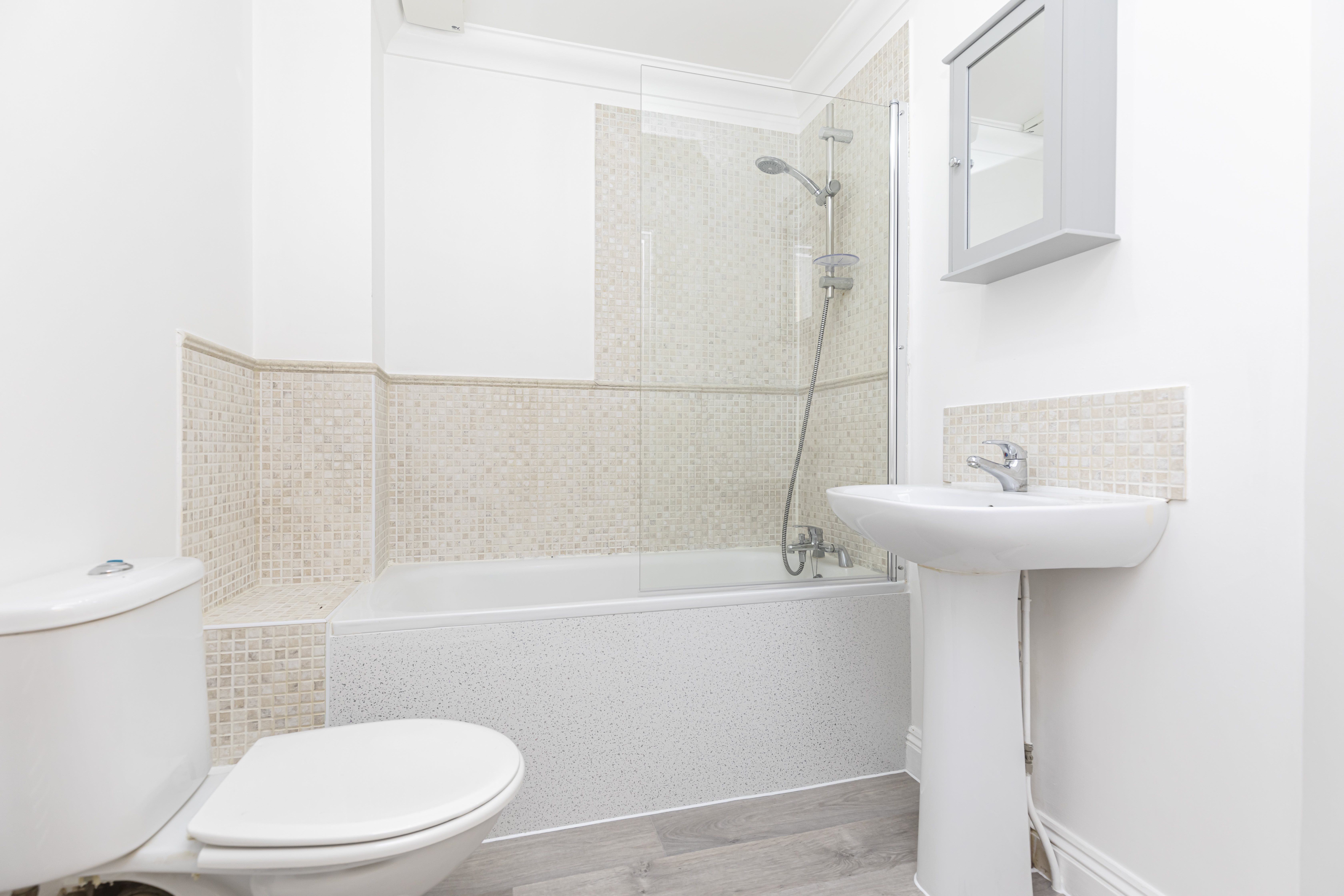 2 bed flat to rent in Norwich Avenue West, Westbourne  - Property Image 8