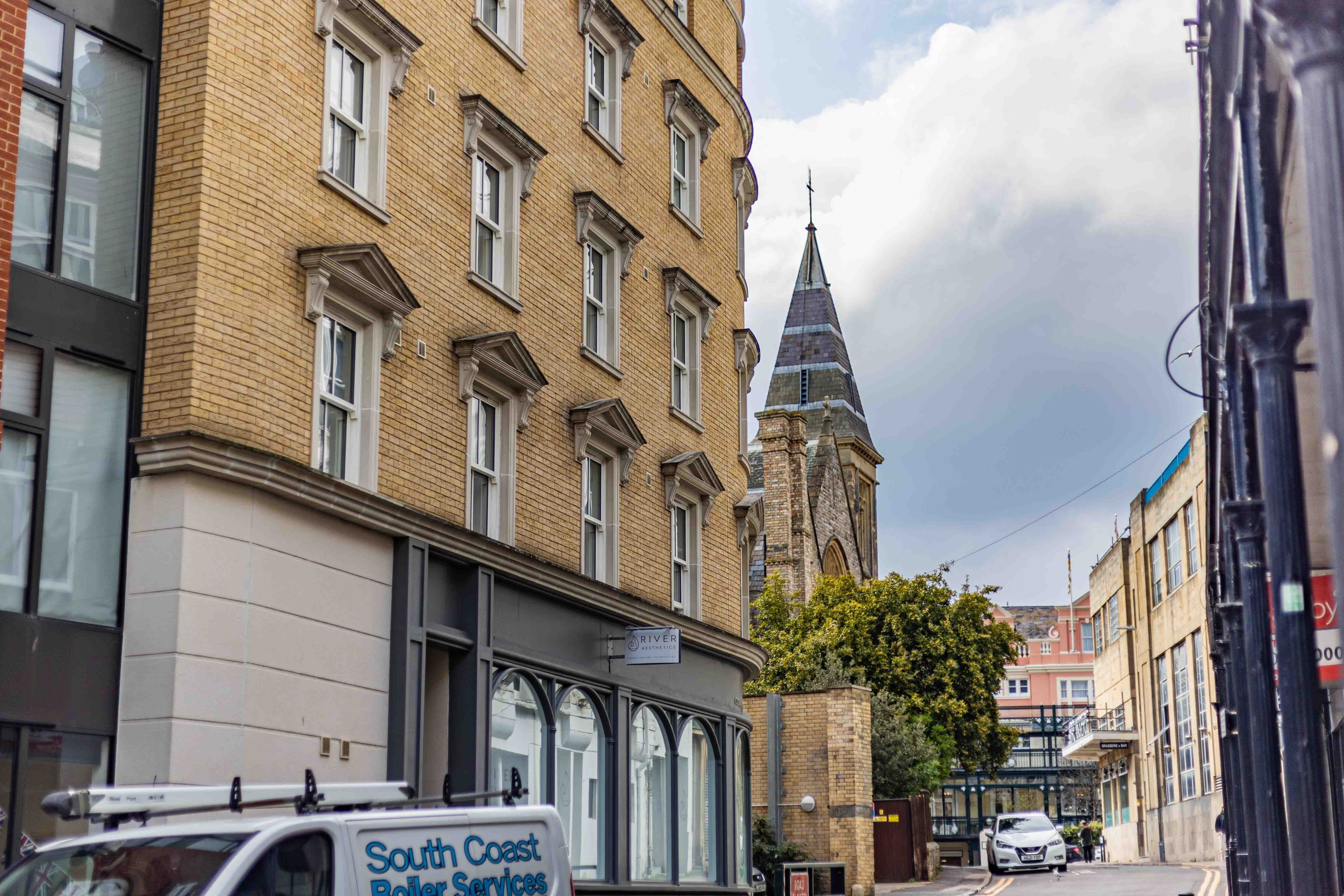 1 bed flat to rent in Albert Road, Bournemouth, BH1 