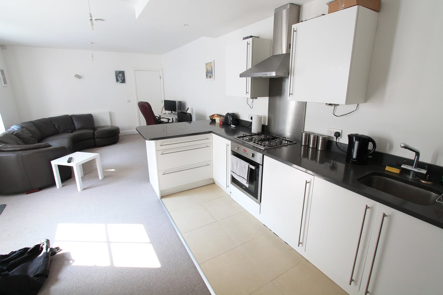 1 bed flat to rent in Granville Place, Bournemouth  - Property Image 2