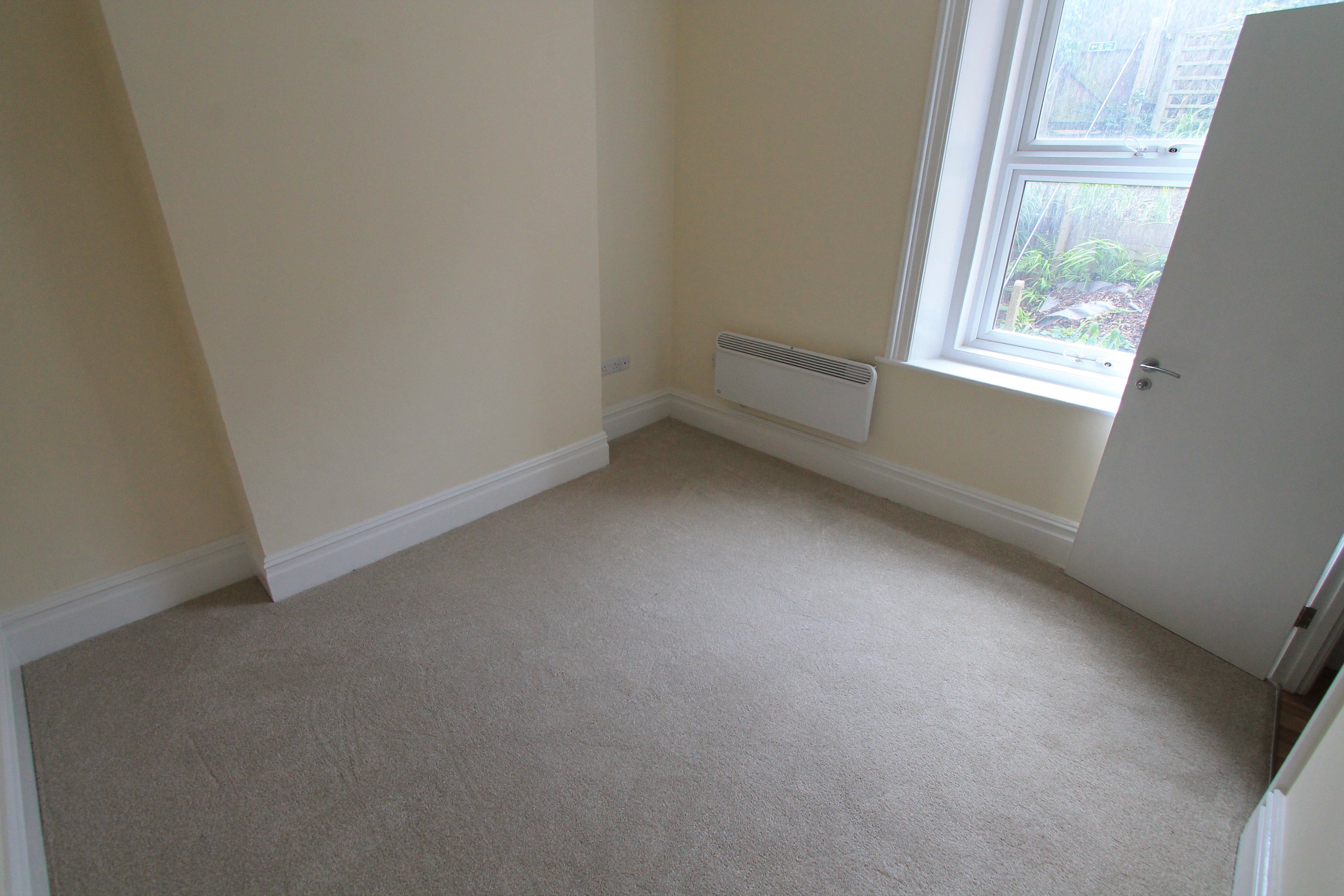 1 bed flat to rent in Verulam Place, Bournemouth  - Property Image 6