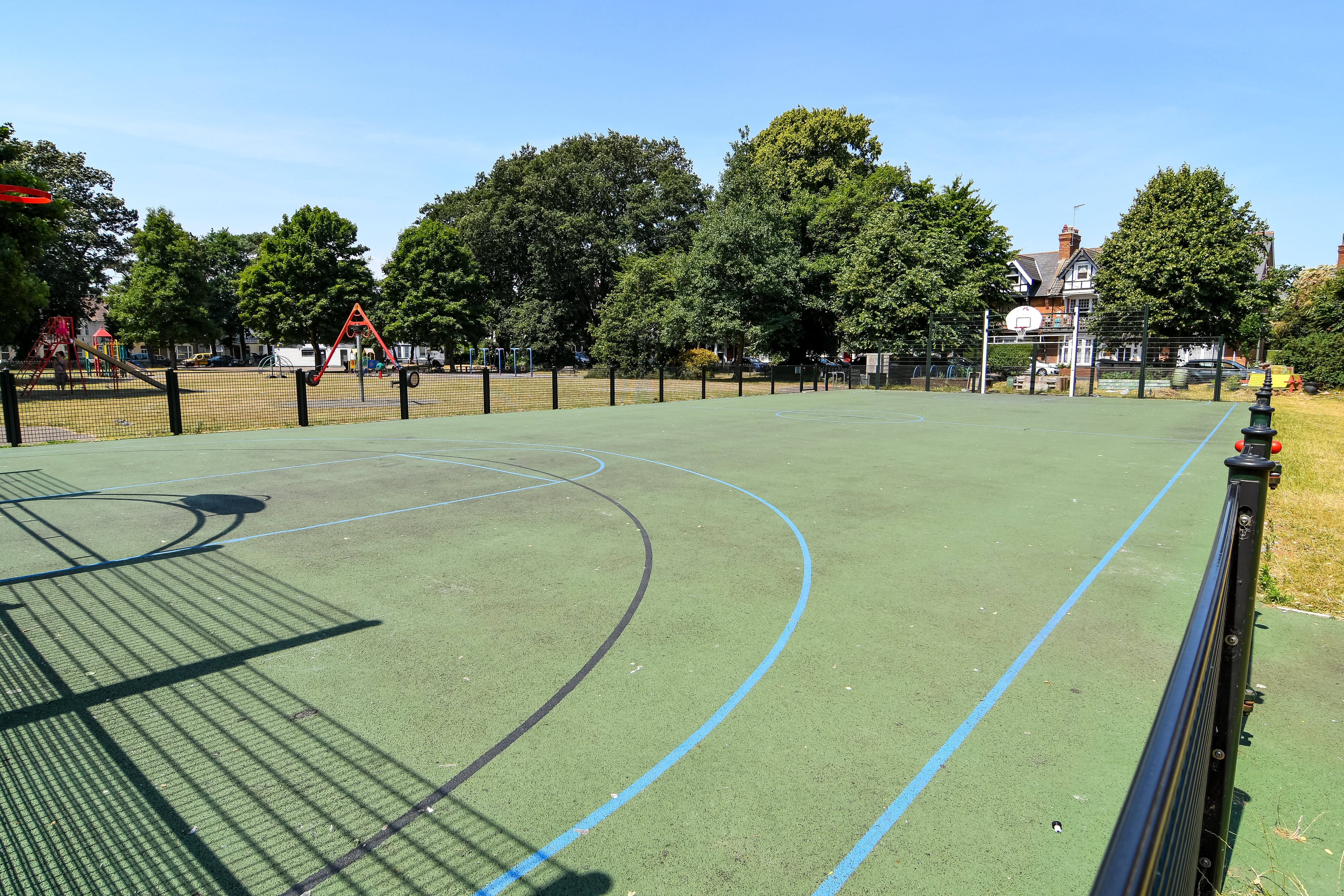 1 bed house / flat share to rent in Churchill Road, Bournemouth 11