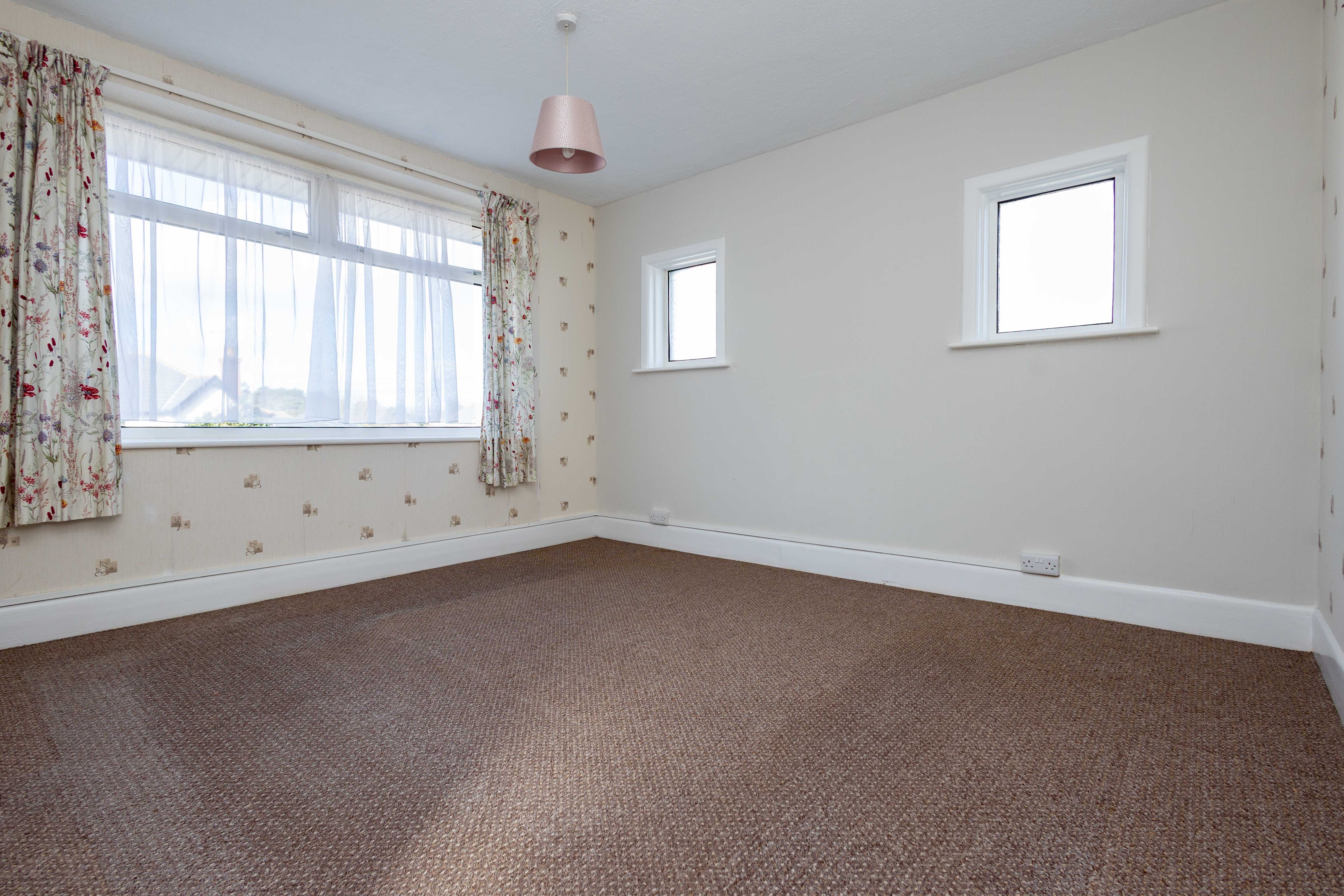 3 bed detached house to rent in Wroxham Road, Poole  - Property Image 10