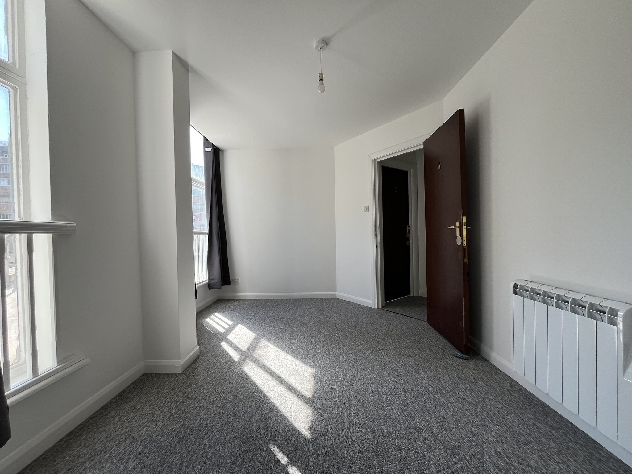 4 bed flat to rent in St Peters Road, Bournemouth  - Property Image 7