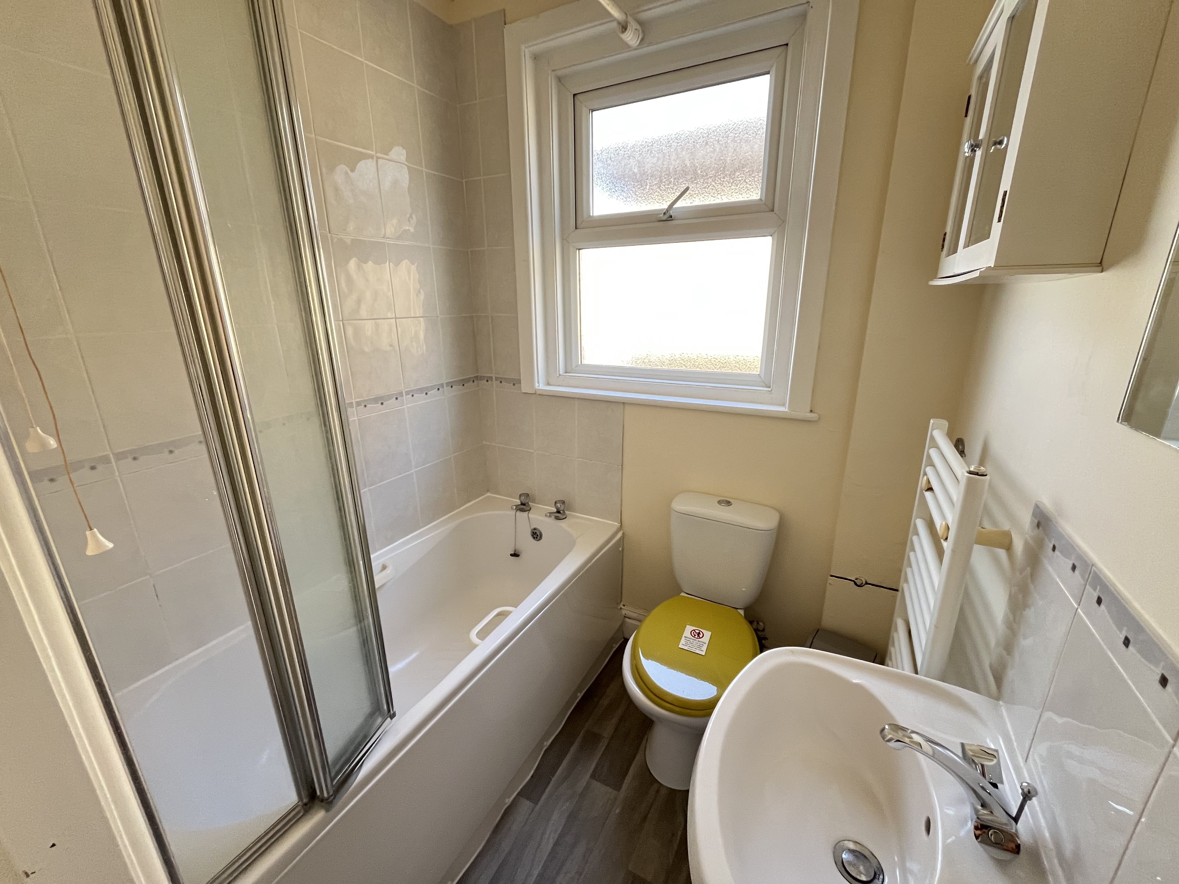 4 bed house to rent in Cardigan Road 4