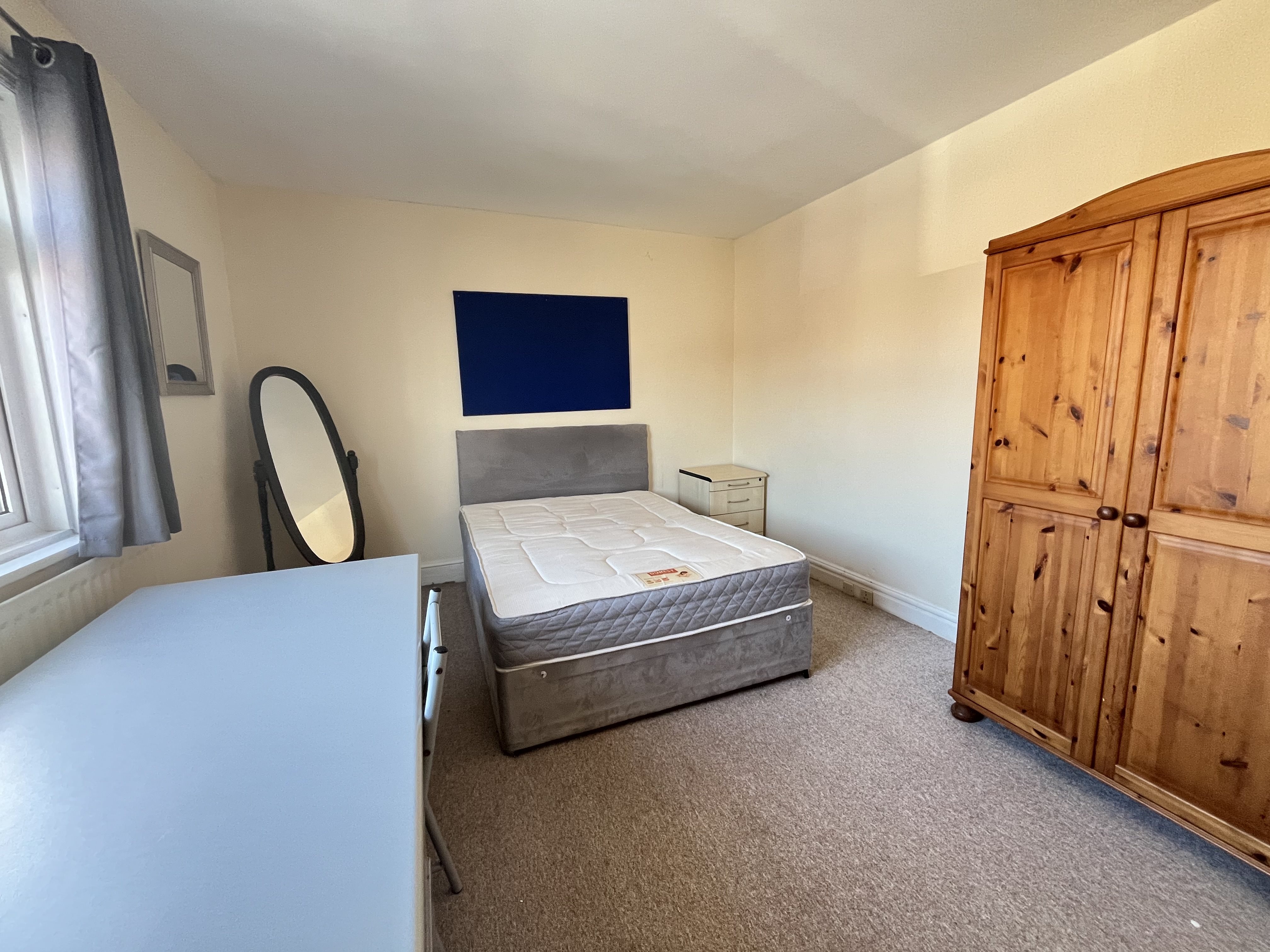 4 bed house to rent in Cardigan Road 6