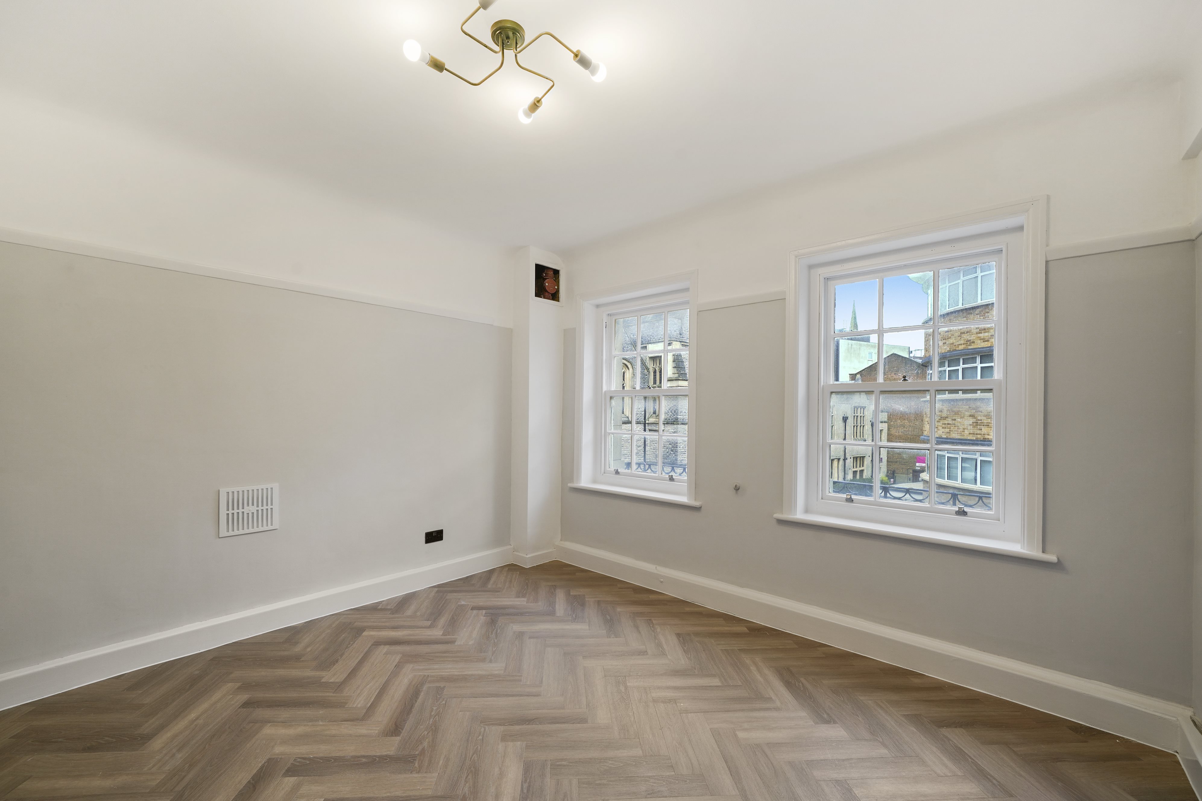 2 bed flat to rent in Richmond Hill, Bournemouth 10