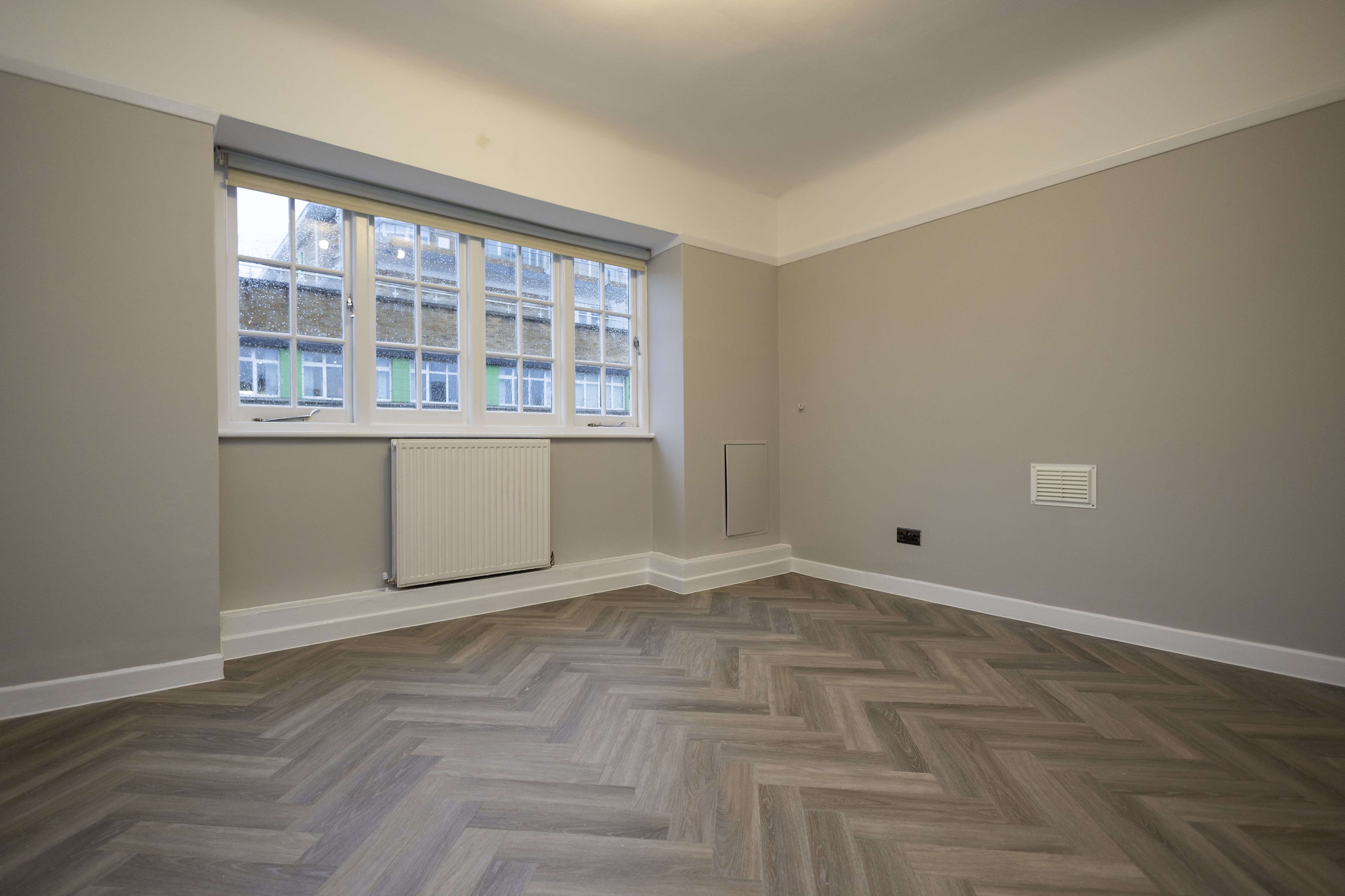 2 bed flat to rent in Richmond Hill, Bournemouth 8