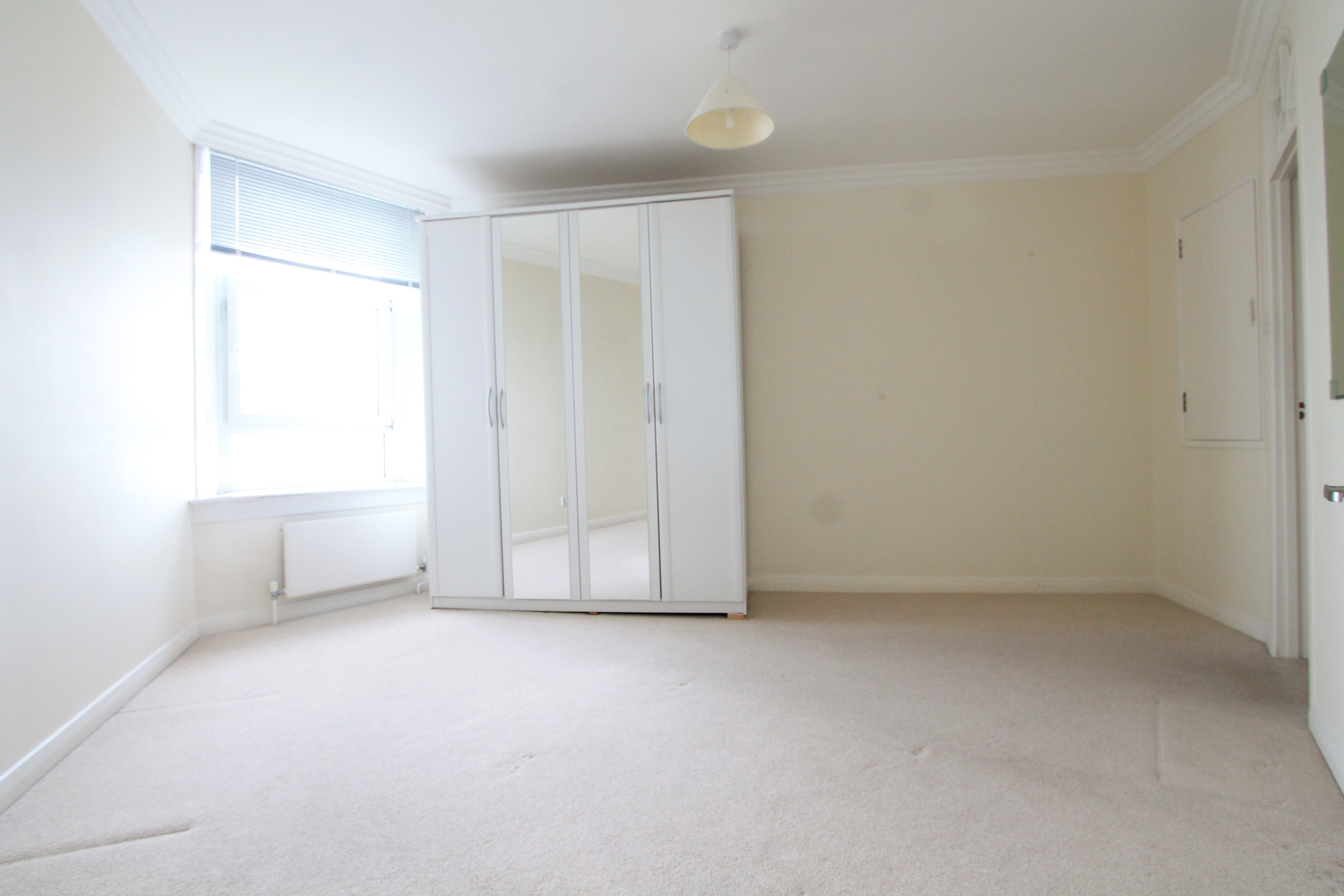 1 bed flat to rent in The Albany, Manor Road  - Property Image 9