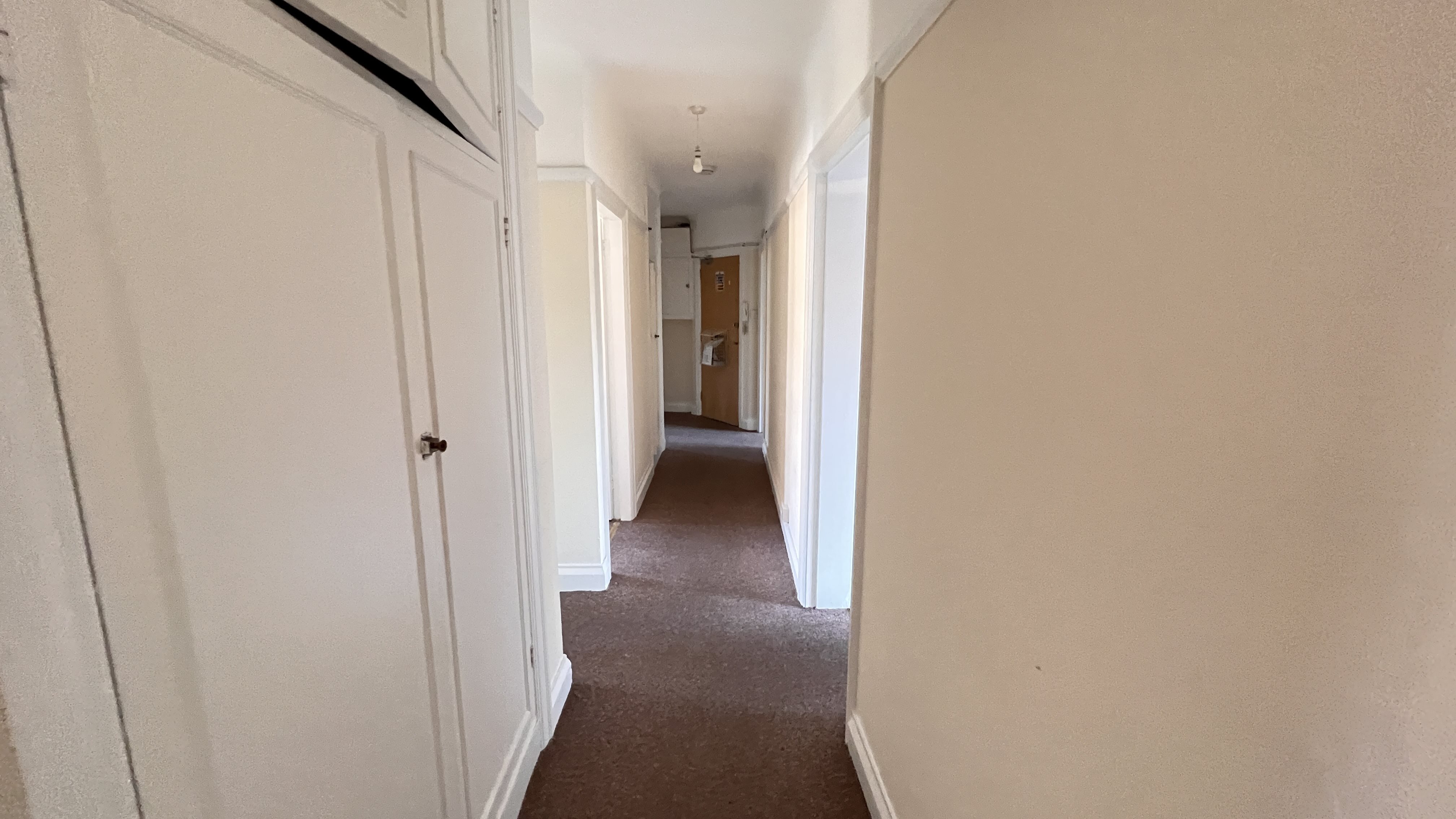 3 bed flat to rent in St Peters Road, Bournemouth  - Property Image 3