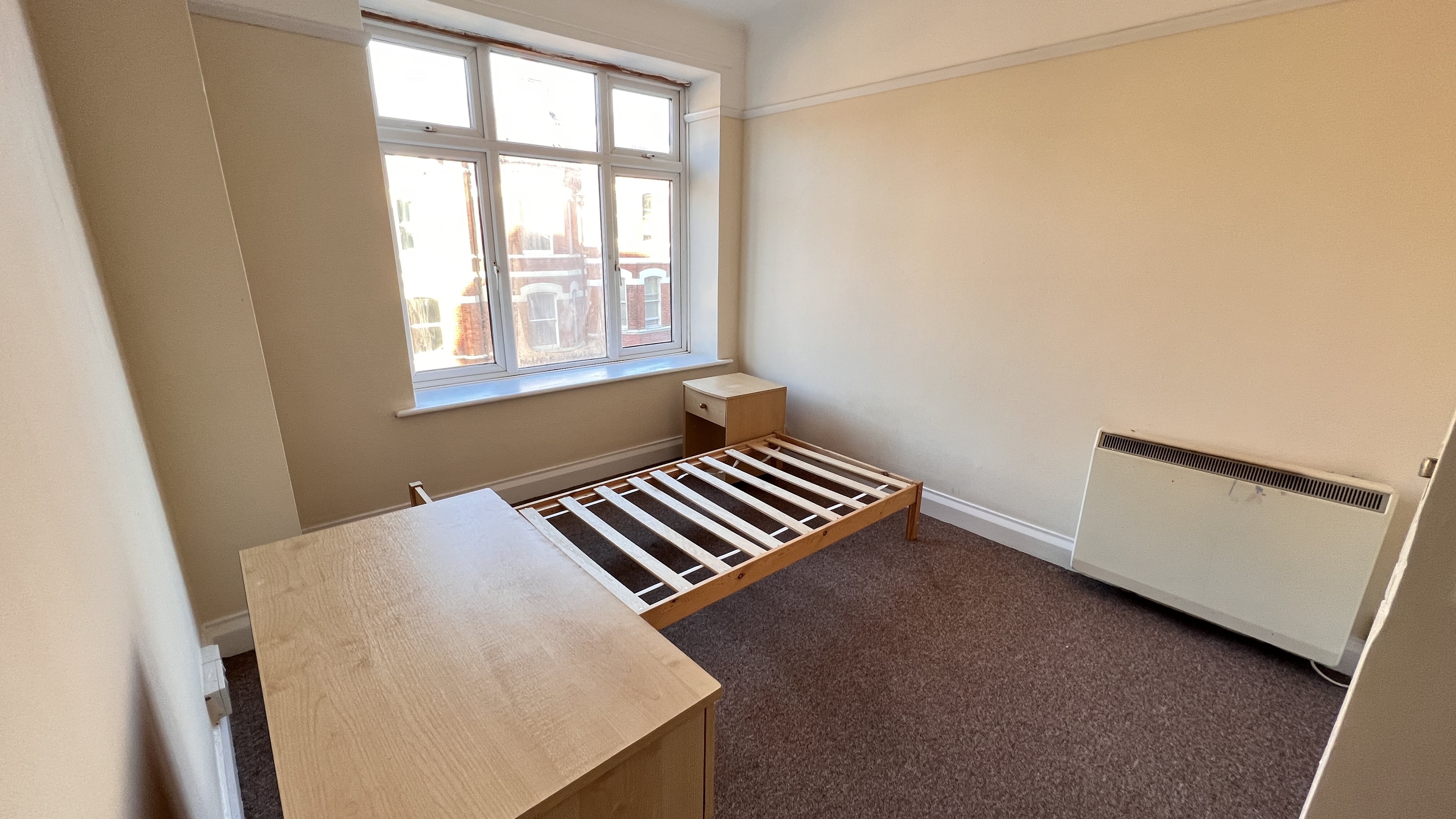 3 bed flat to rent in St Peters Road, Bournemouth  - Property Image 6