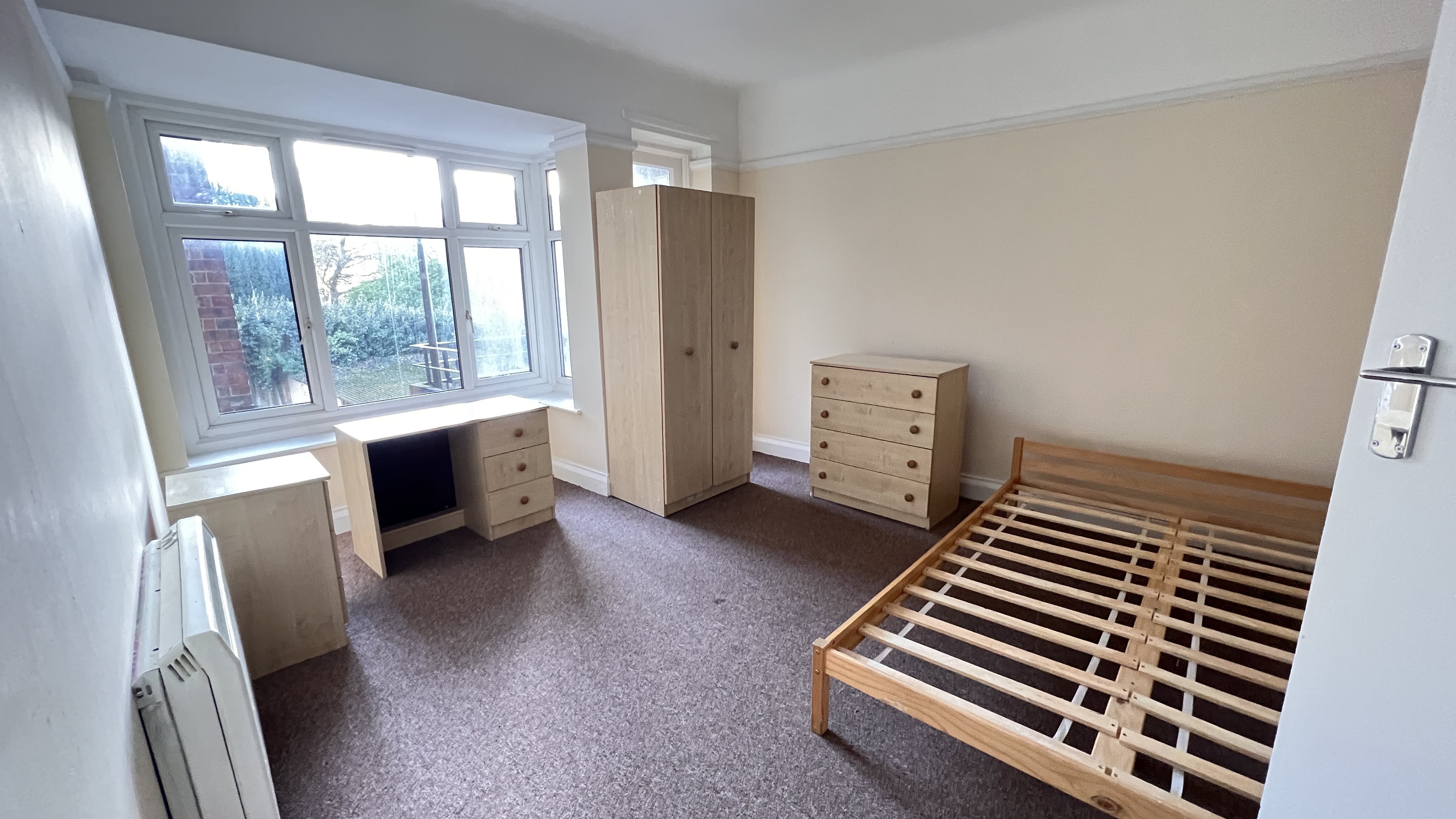 3 bed flat to rent in St Peters Road, Bournemouth  - Property Image 7