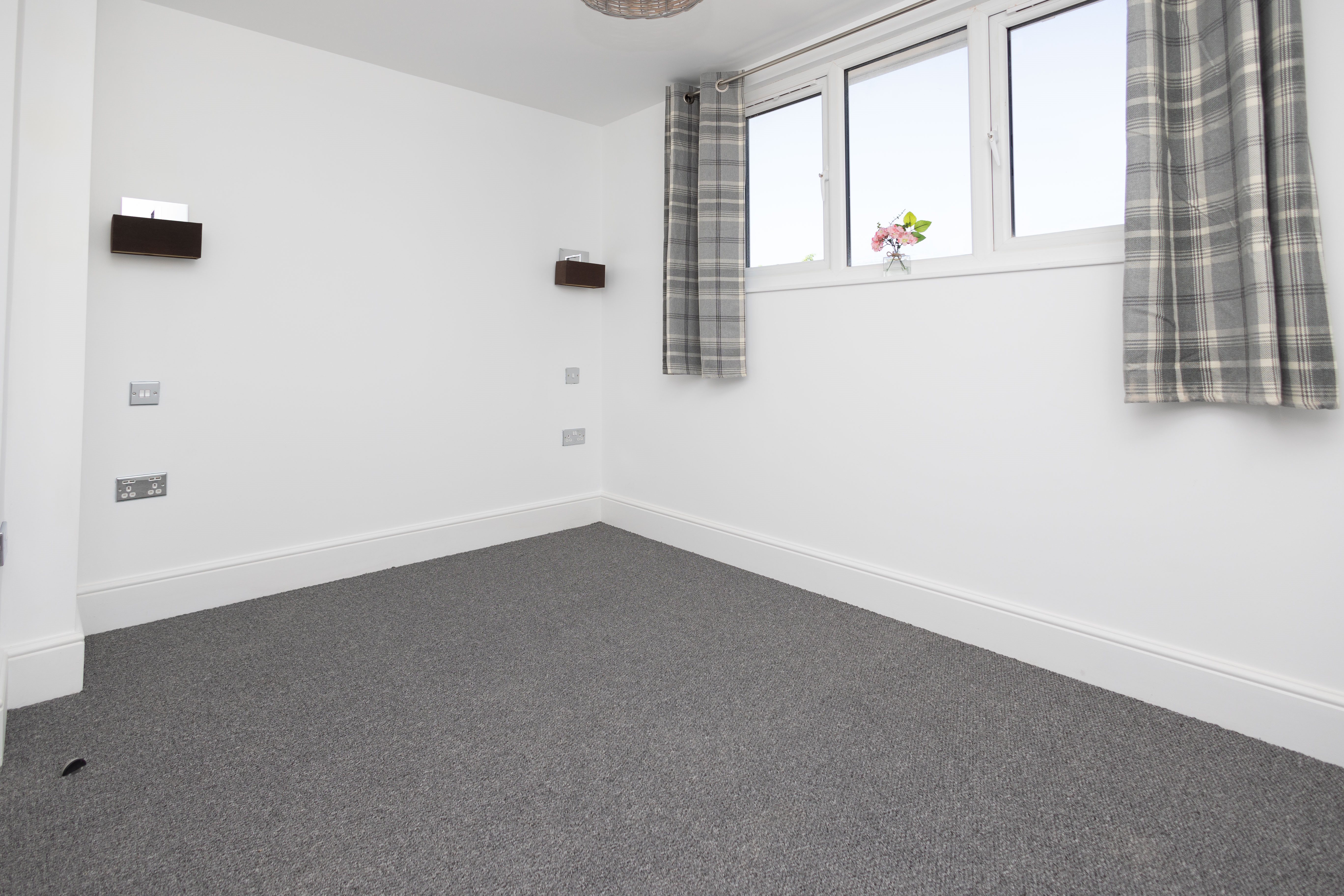 1 bed flat to rent in Aylesbury Road  - Property Image 5