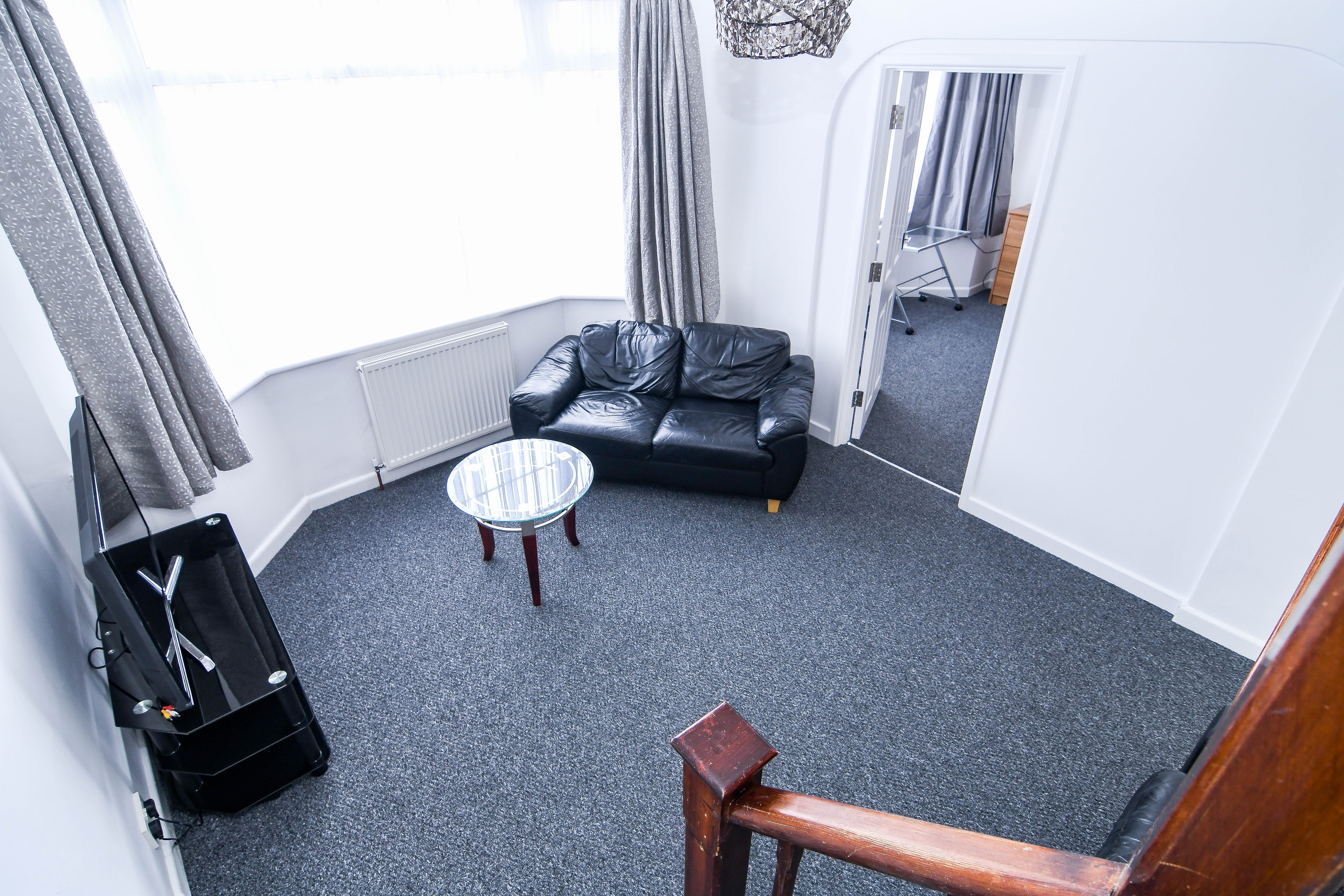 4 bed house to rent in Mossley Avenue, Poole 3