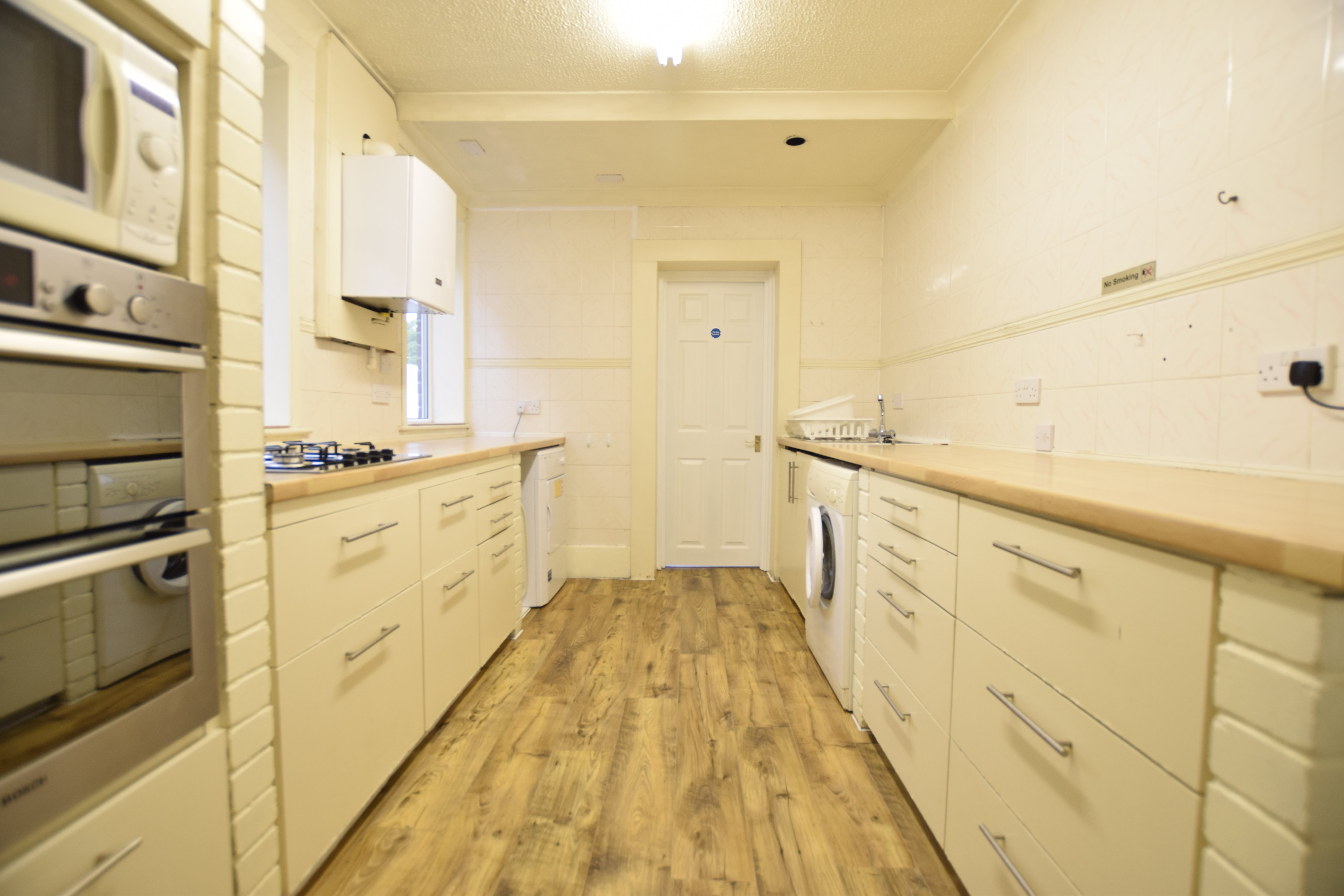 5 bed house to rent in Wallis Road, Bournemouth 5