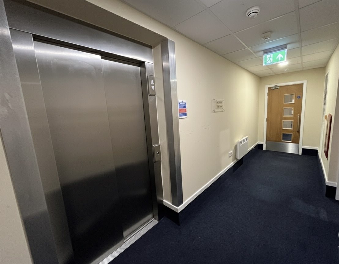 2 bed flat to rent in Commercial Road, Bournemouth 11