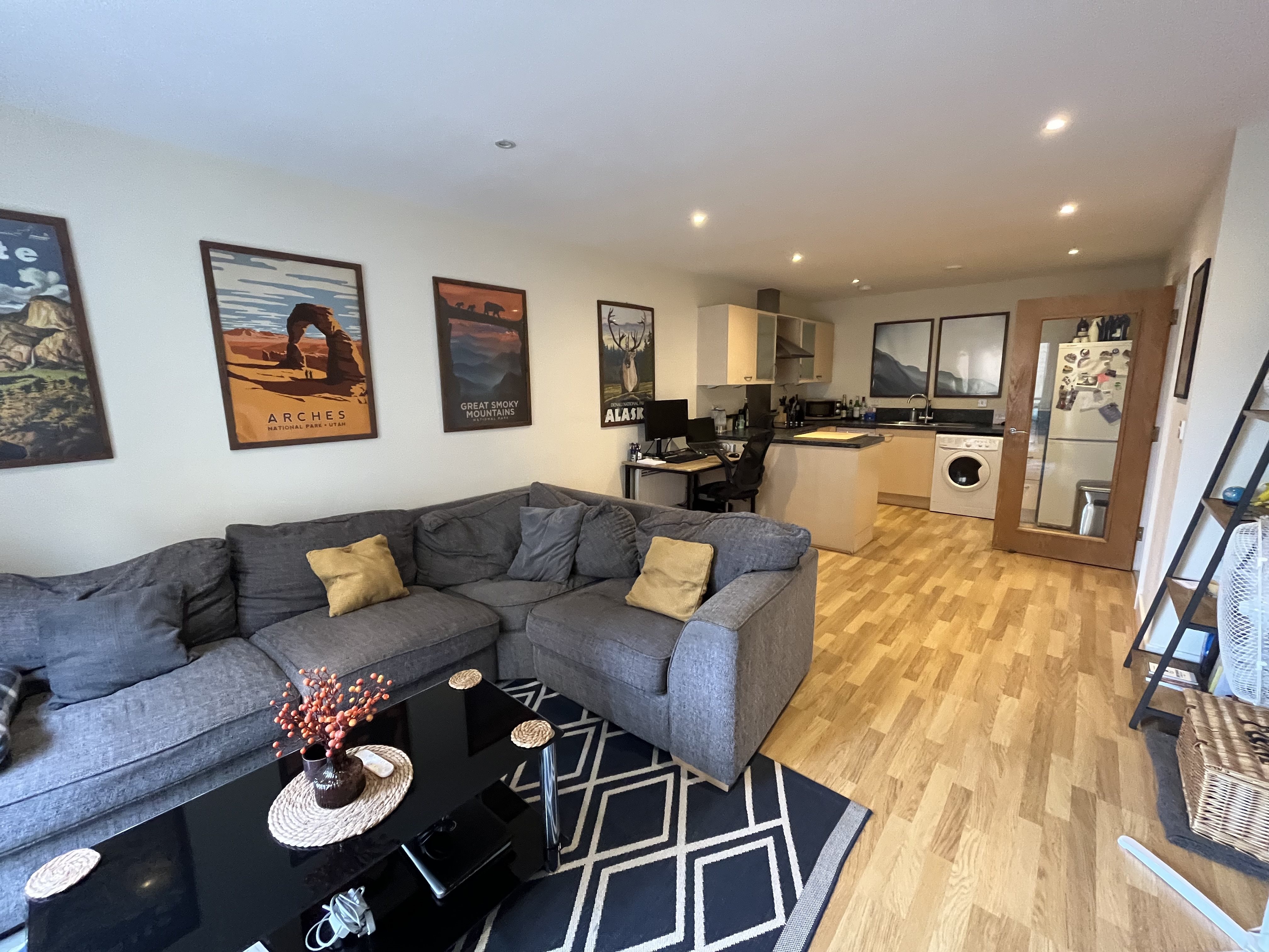 2 bed flat to rent in Commercial Road, Bournemouth  - Property Image 3