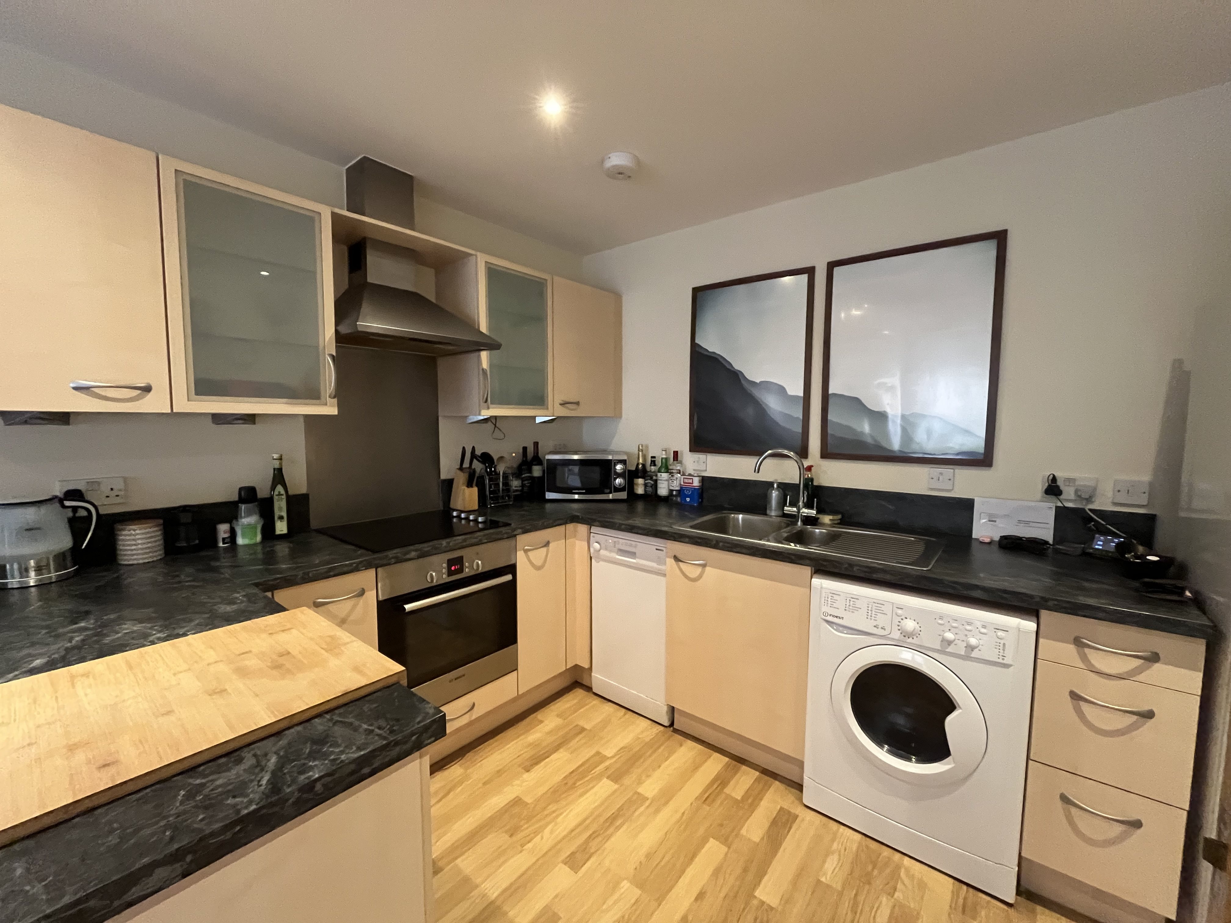2 bed flat to rent in Commercial Road, Bournemouth  - Property Image 2