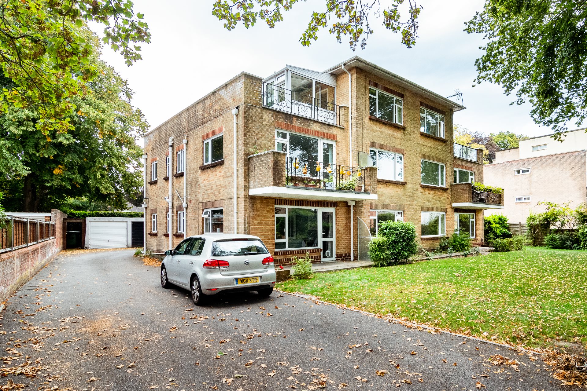 2 bed flat to rent in Grosvenor Road, Bournemouth  - Property Image 2