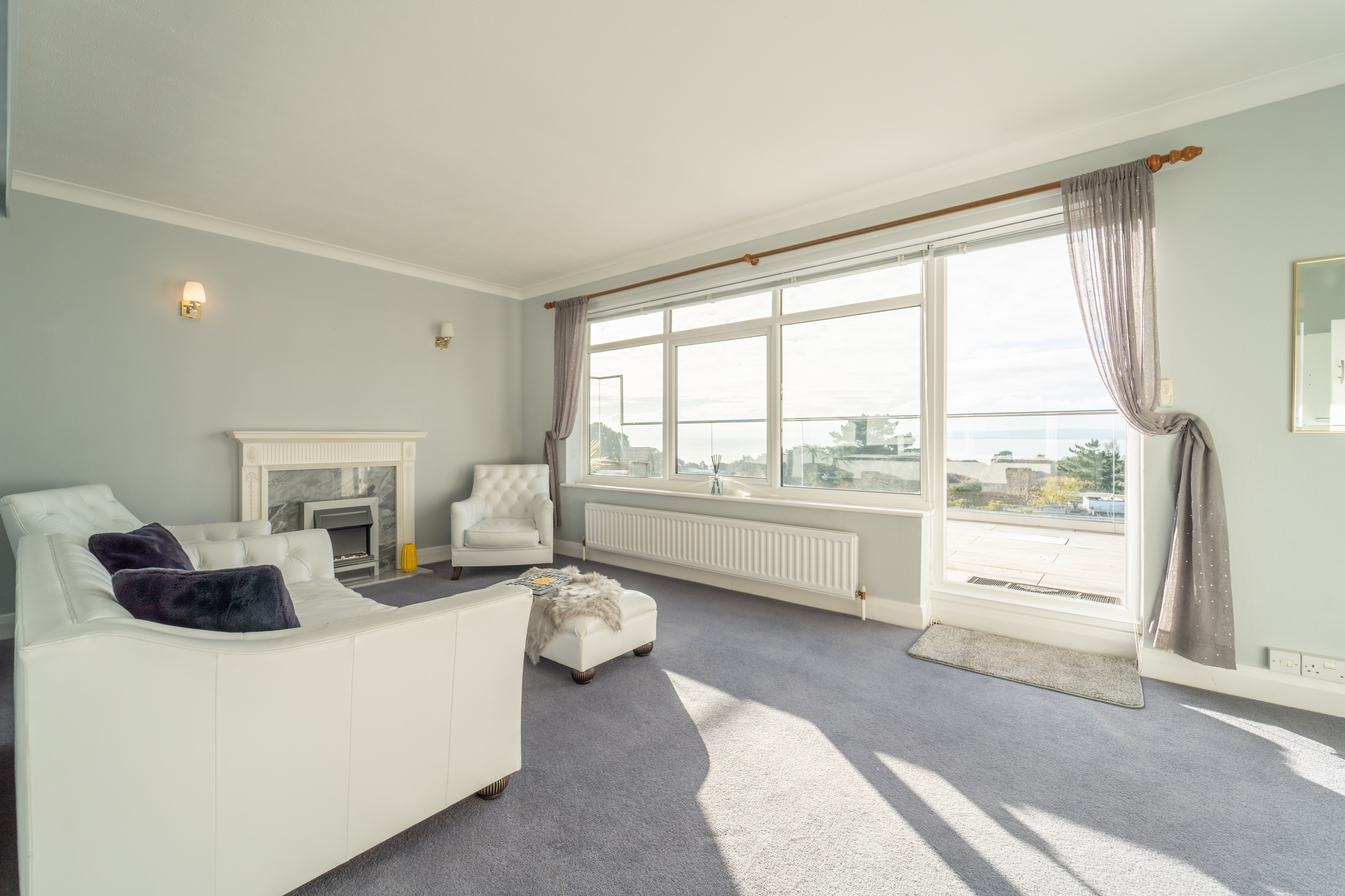 2 bed penthouse to rent in West Cliff Road, Bournemouth  - Property Image 3
