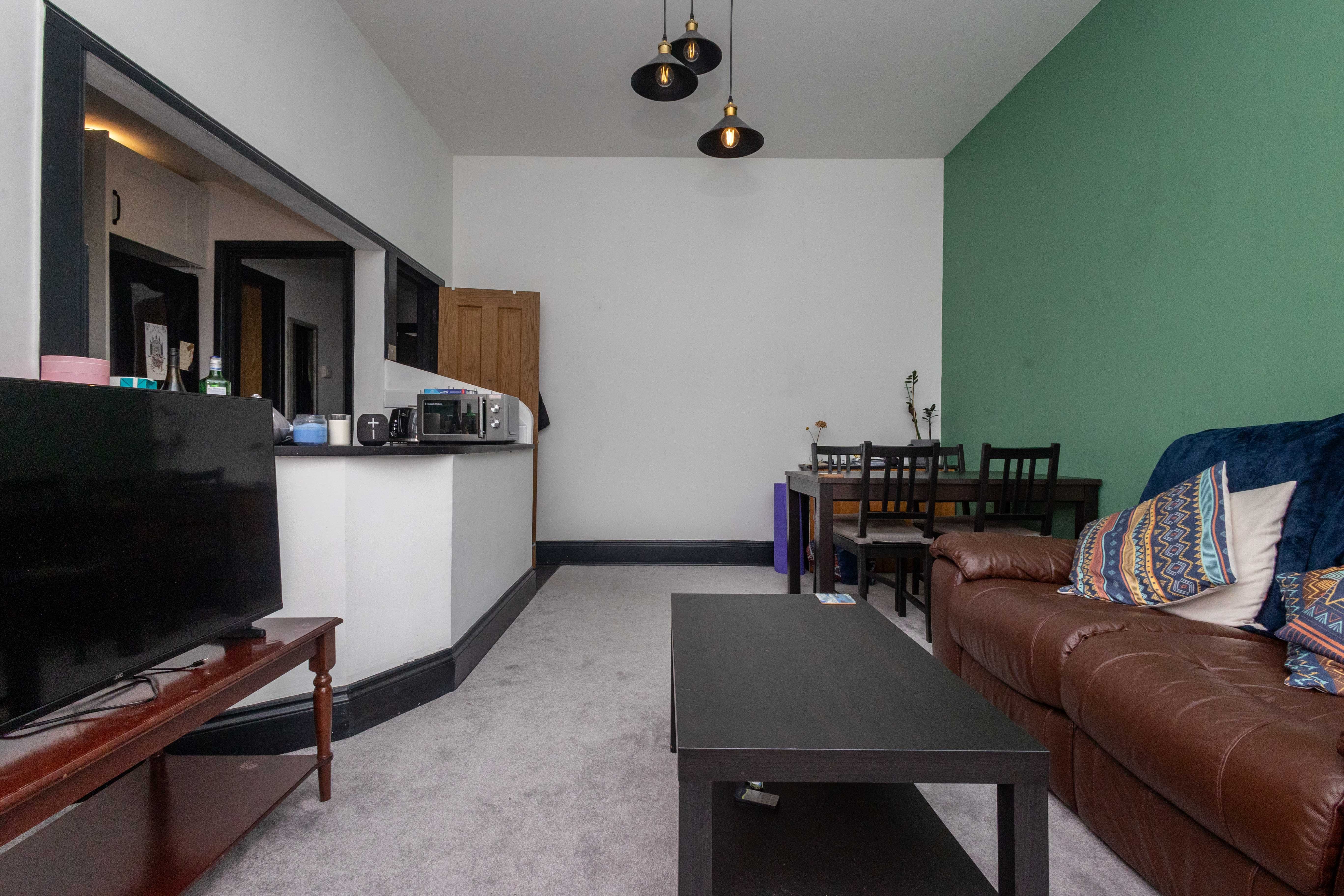 2 bed flat to rent in Charmouth Grove, Poole  - Property Image 4