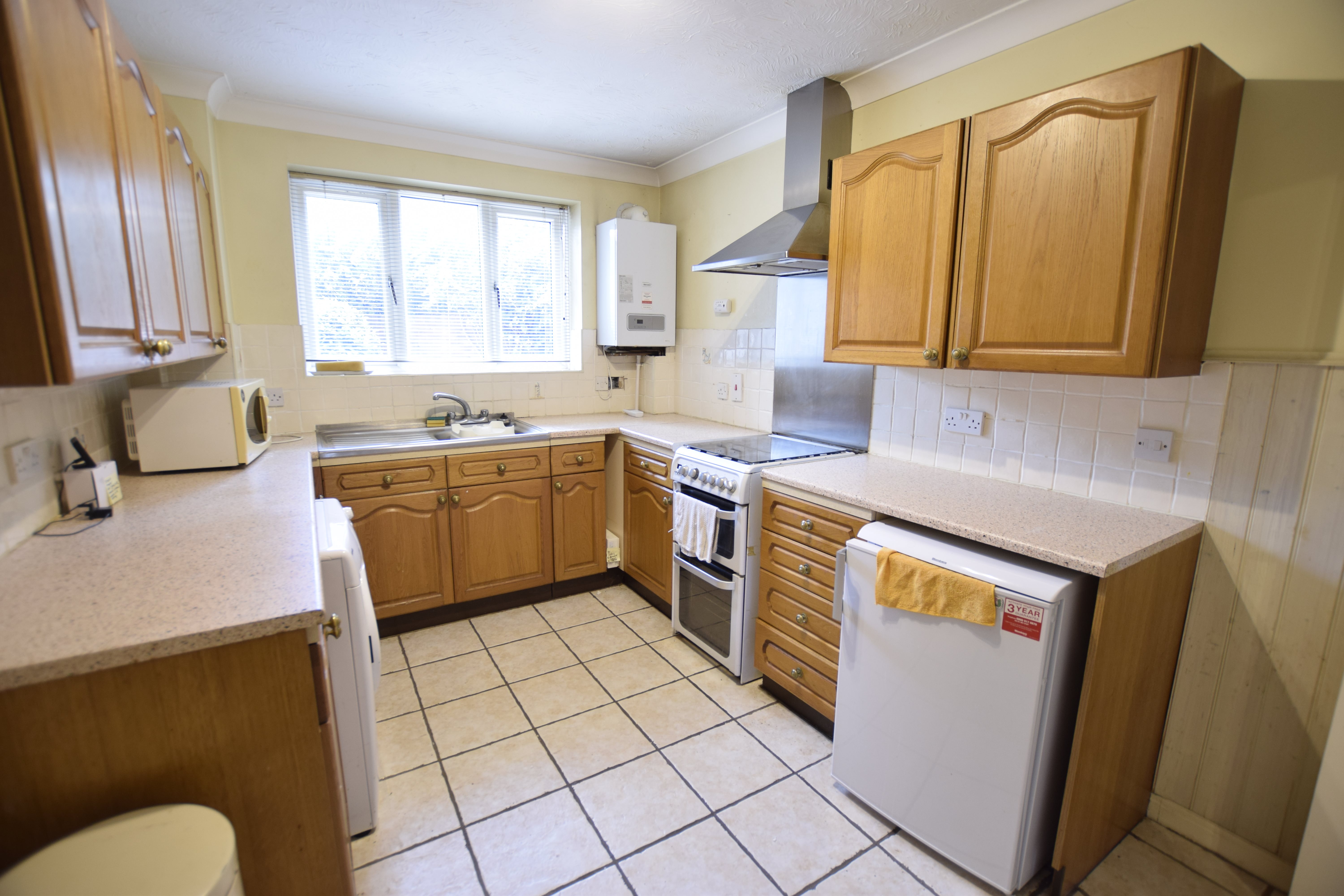 2 bed flat to rent in The Marina, Bournemouth  - Property Image 3