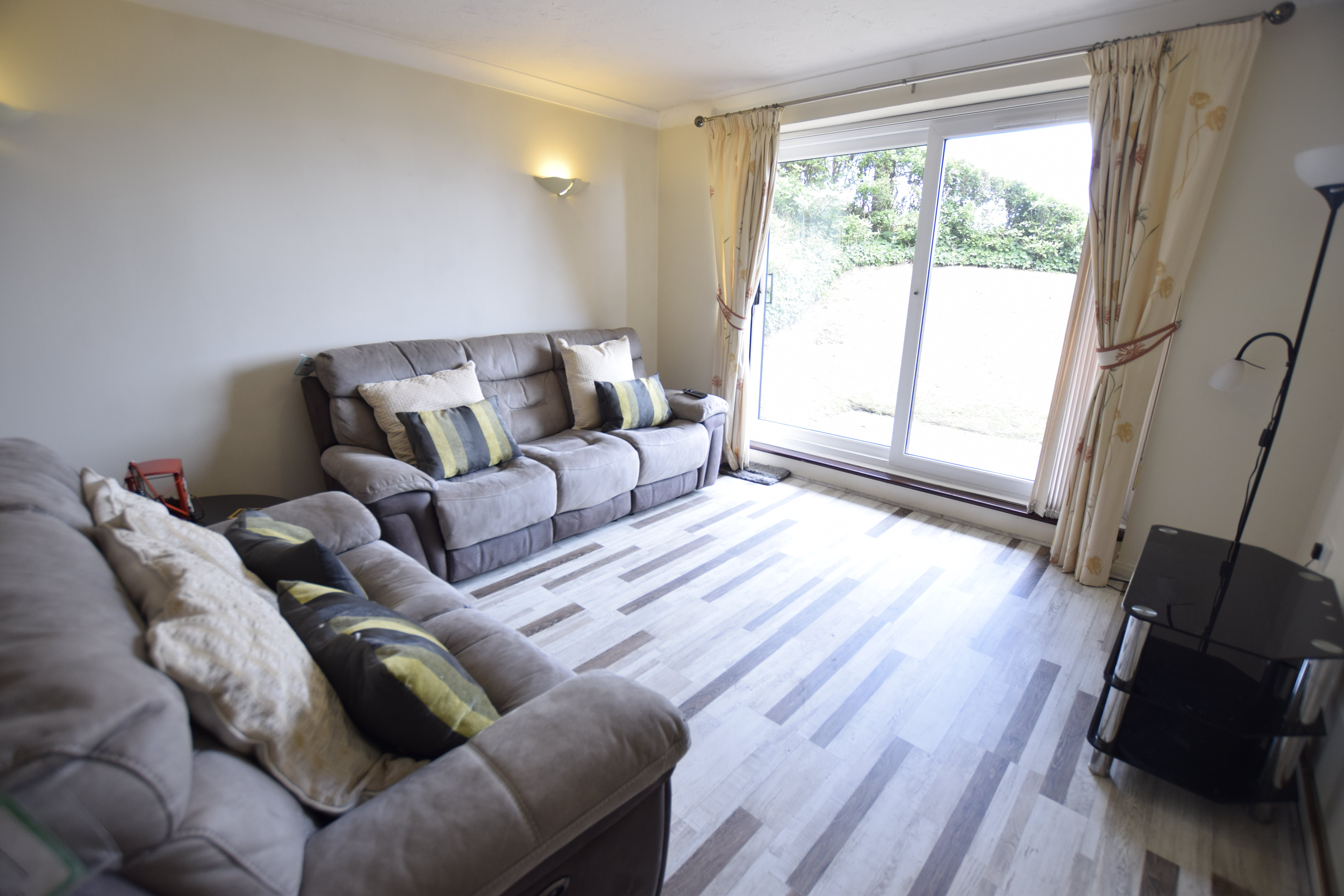 2 bed flat to rent in The Marina, Bournemouth  - Property Image 5