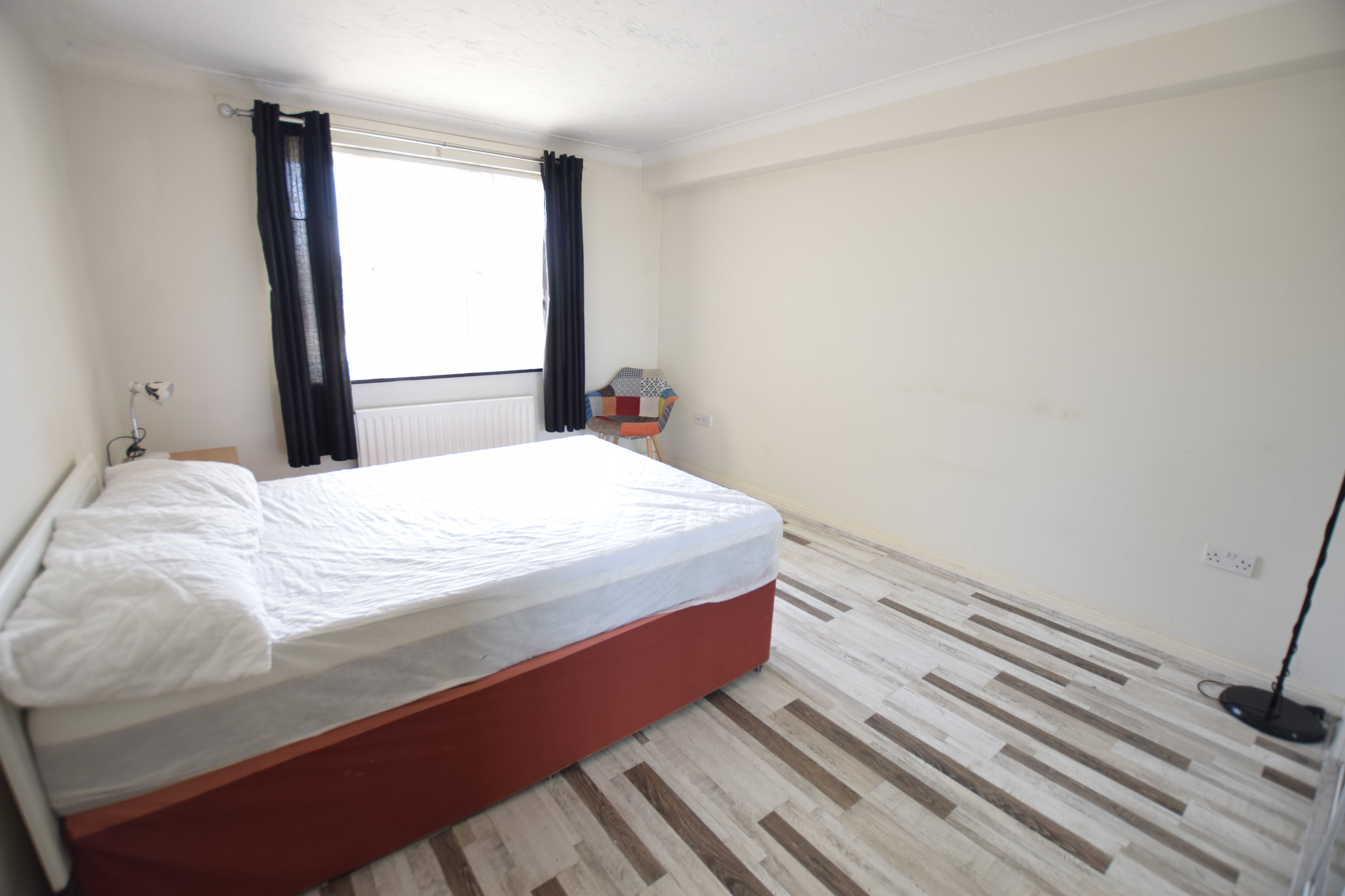 2 bed flat to rent in The Marina, Bournemouth  - Property Image 11