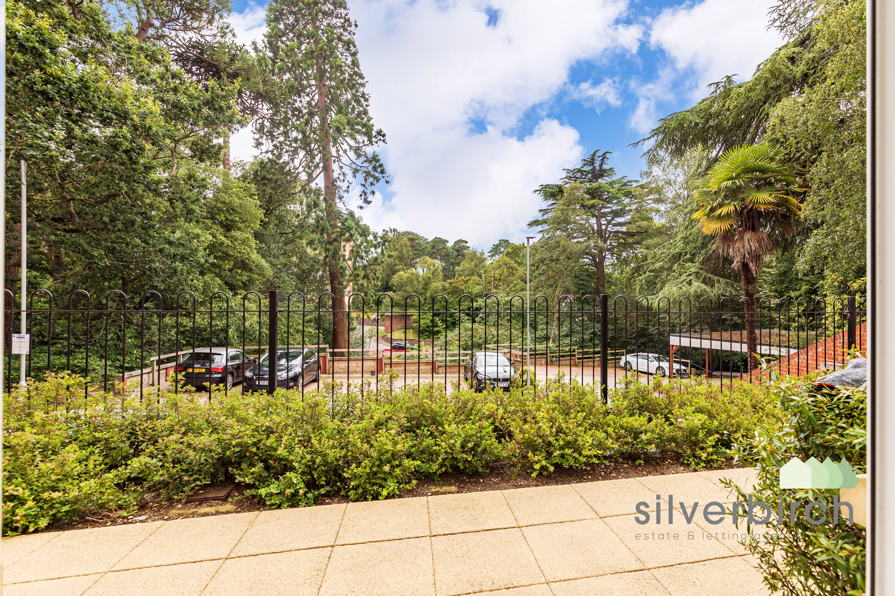 2 bed ground floor flat to rent in Bournemouth Road  - Property Image 12