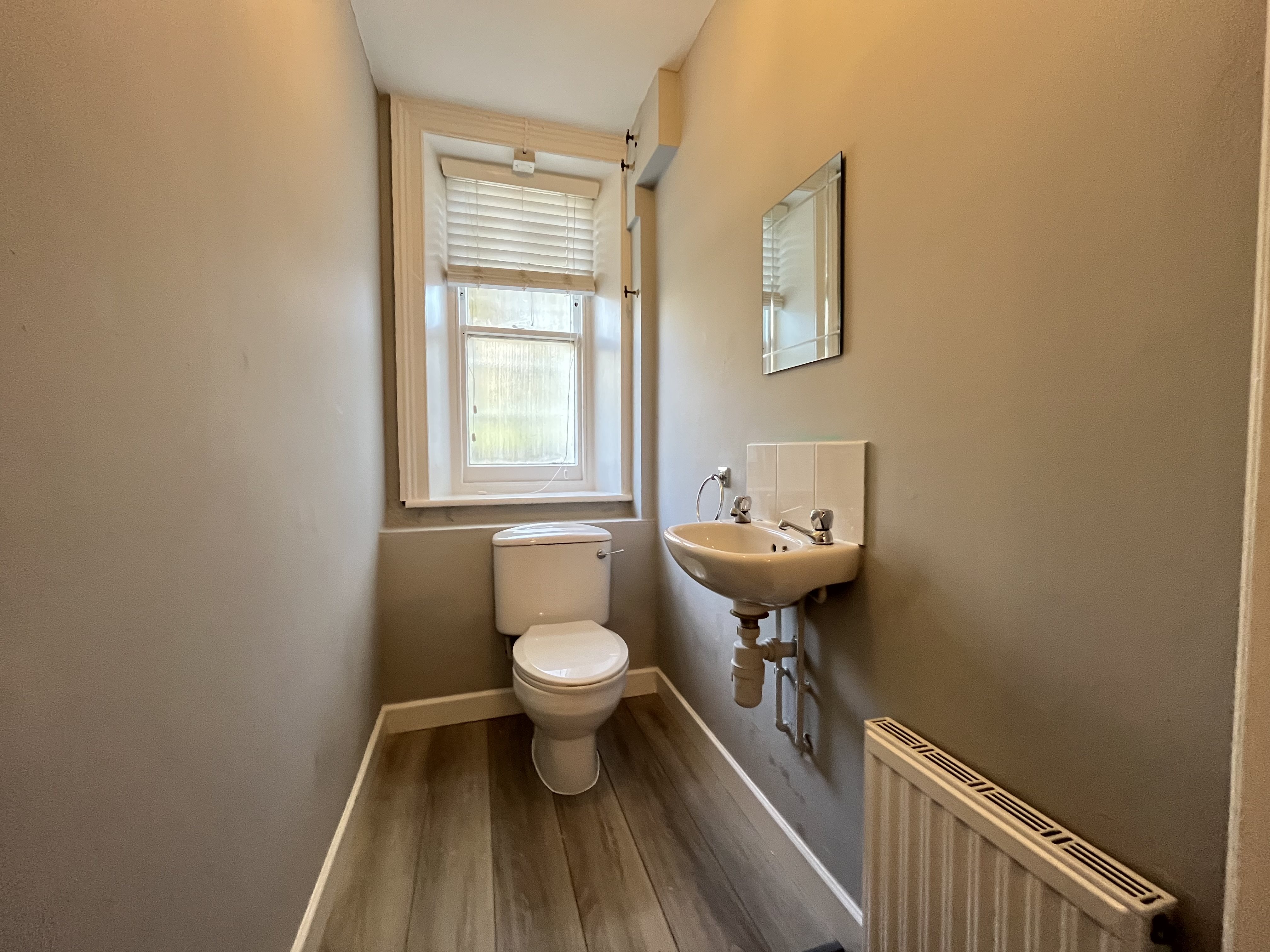 1 bed ground floor flat to rent in Grove Road  - Property Image 6