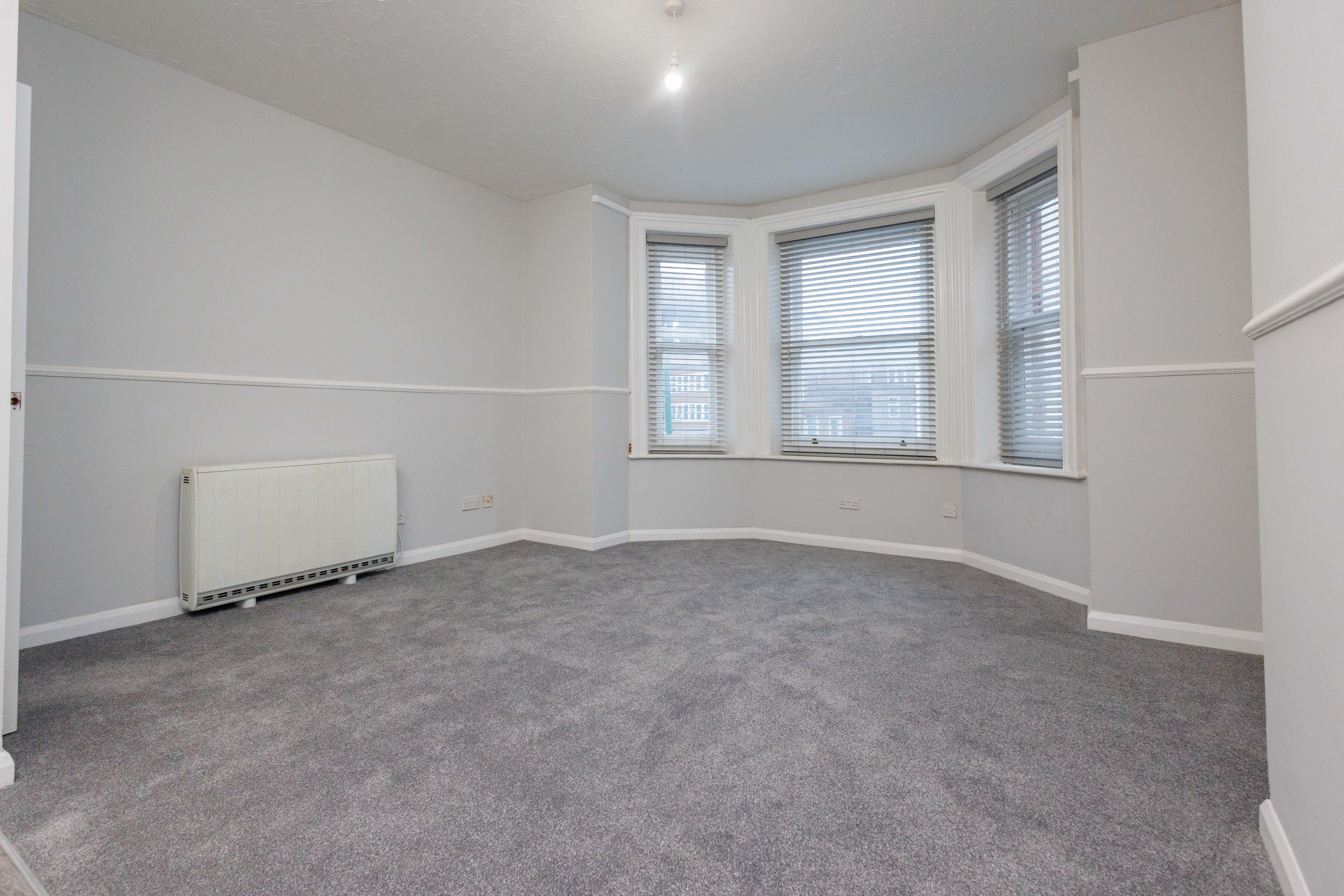 2 bed flat to rent in Fir Vale Road, Bournemouth  - Property Image 9