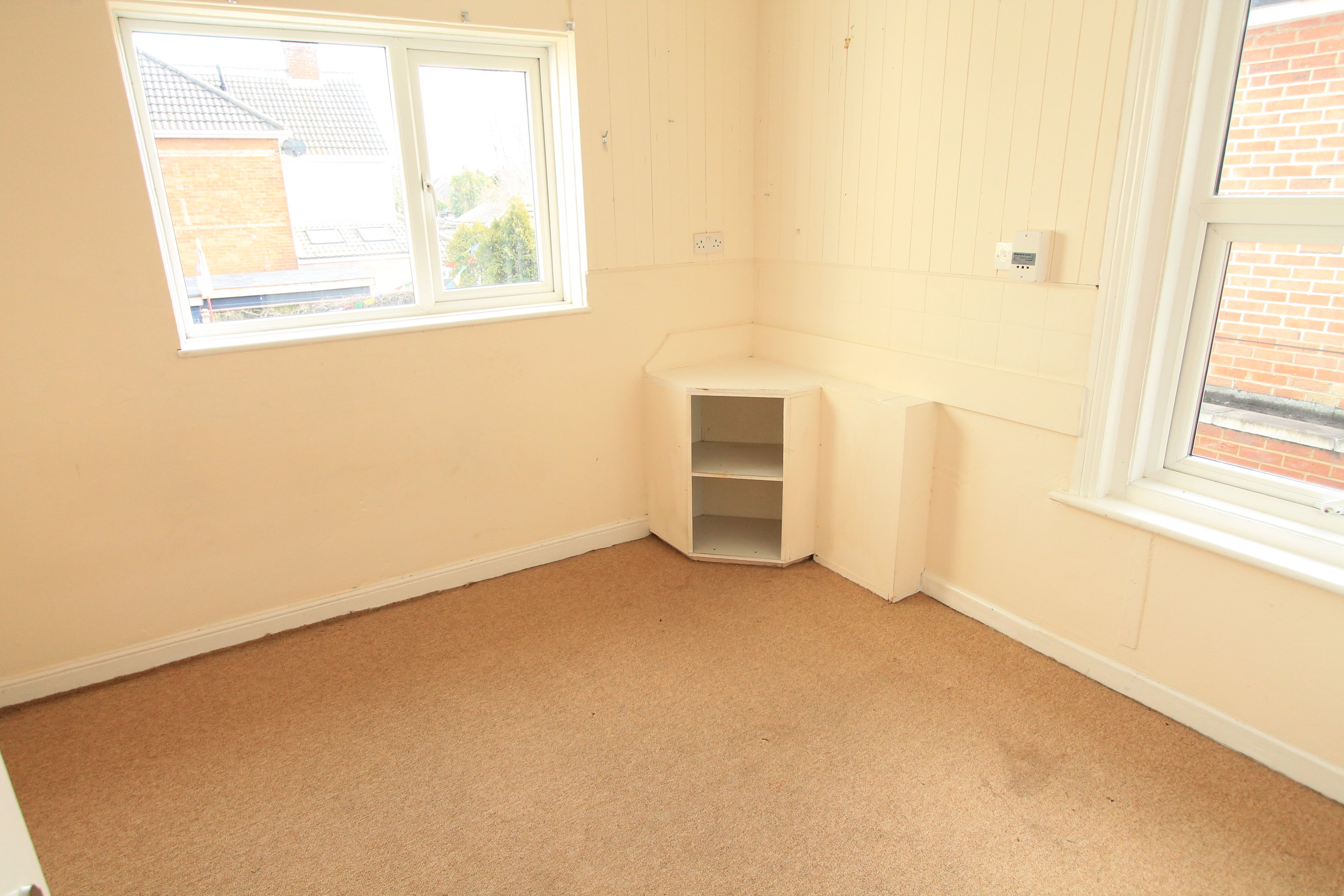 3 bed flat to rent in St Leonards Road  - Property Image 4