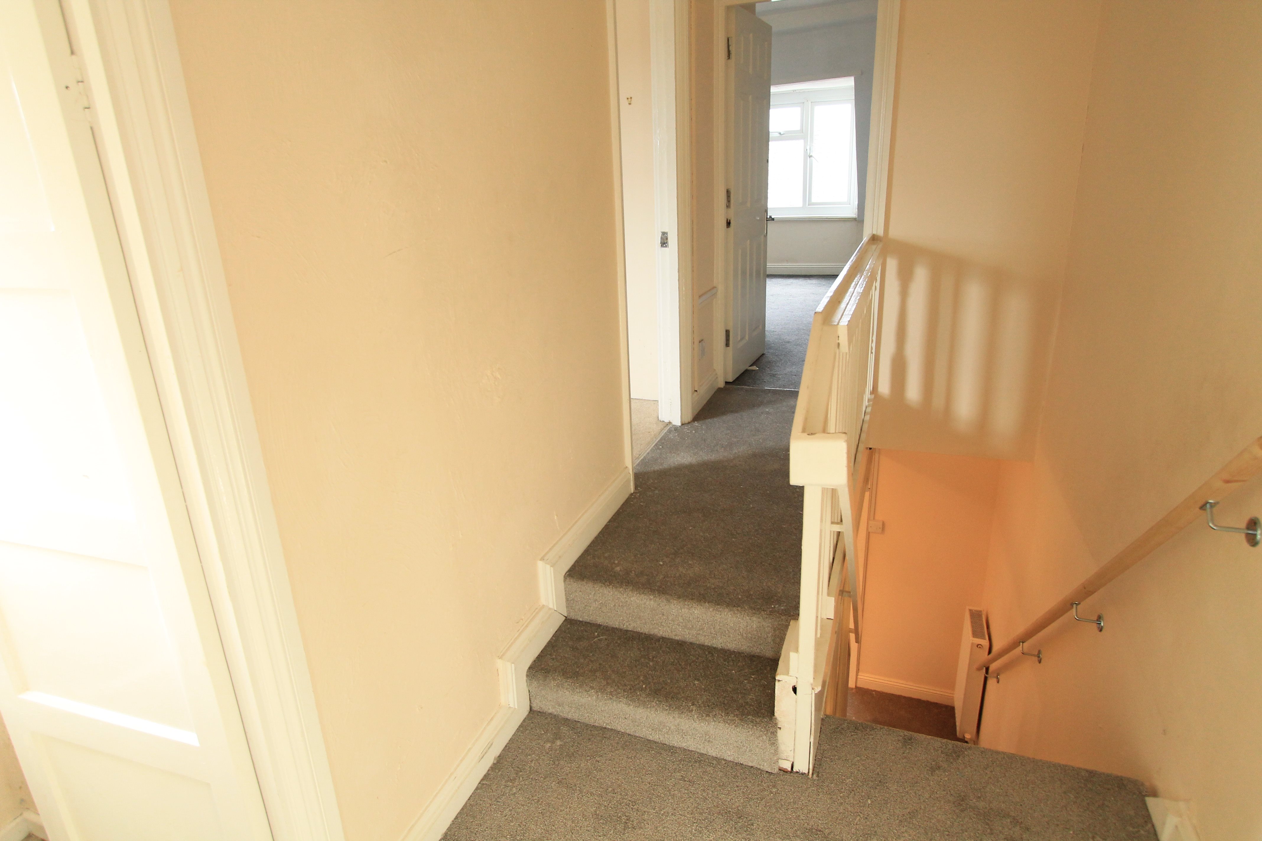 3 bed flat to rent in St Leonards Road  - Property Image 7