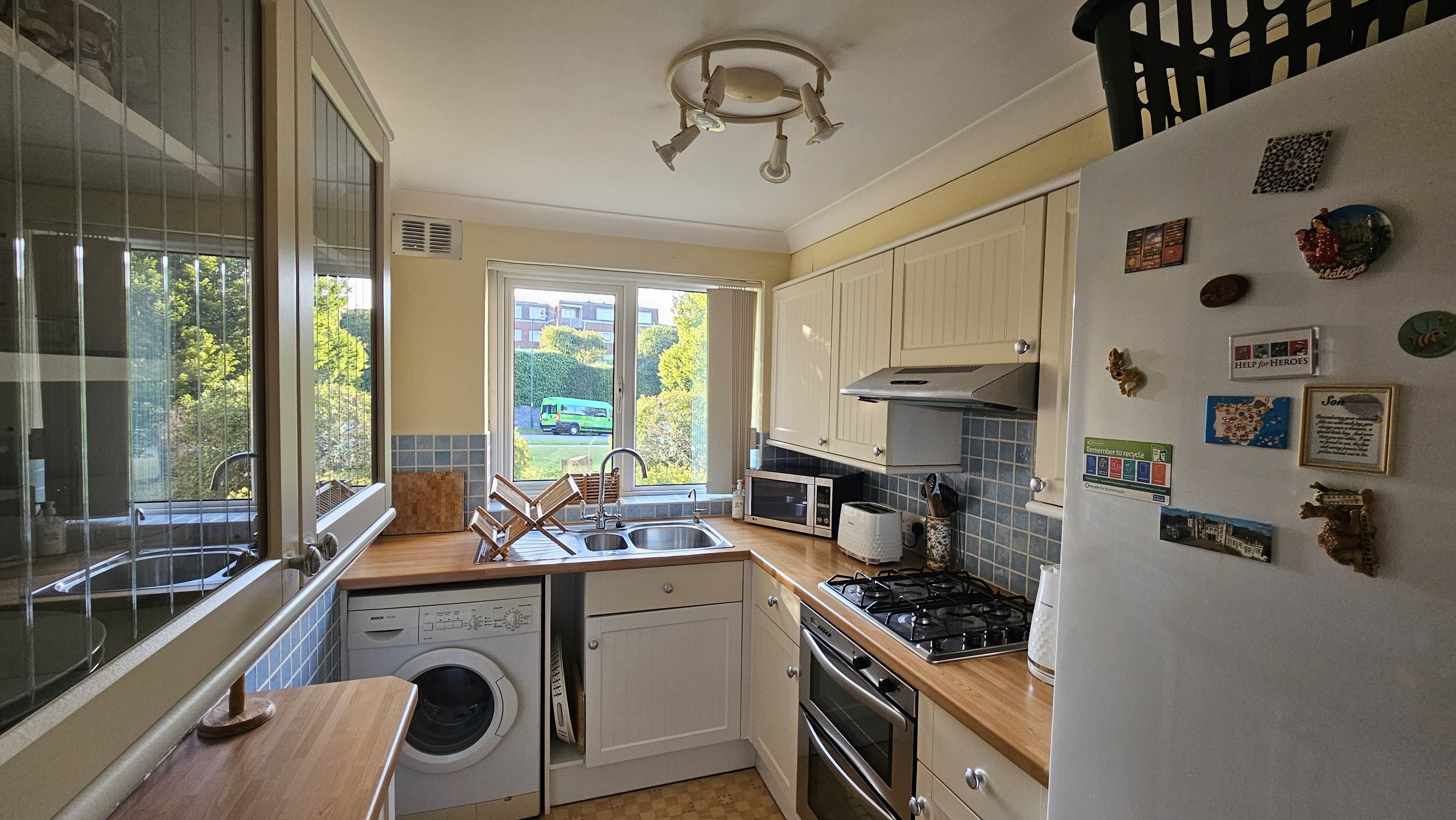 2 bed apartment for sale in Belle View Road, Bournemouth  - Property Image 3