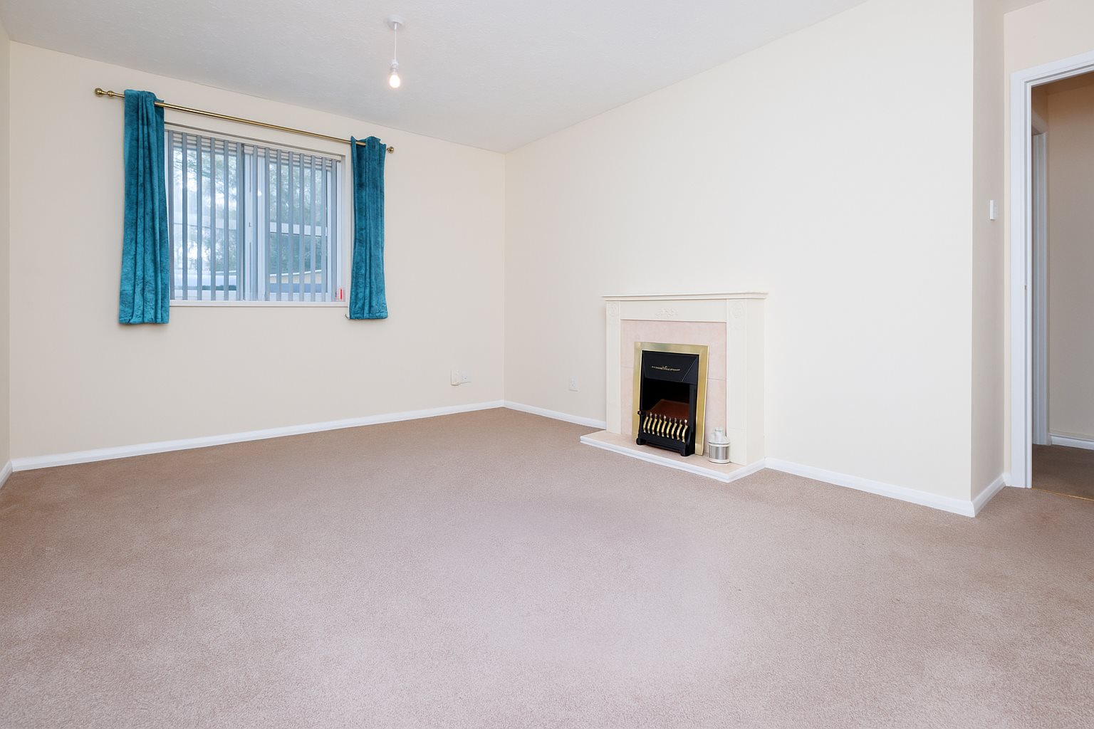 2 bed flat for sale in St Johns Road, Bournemouth  - Property Image 8