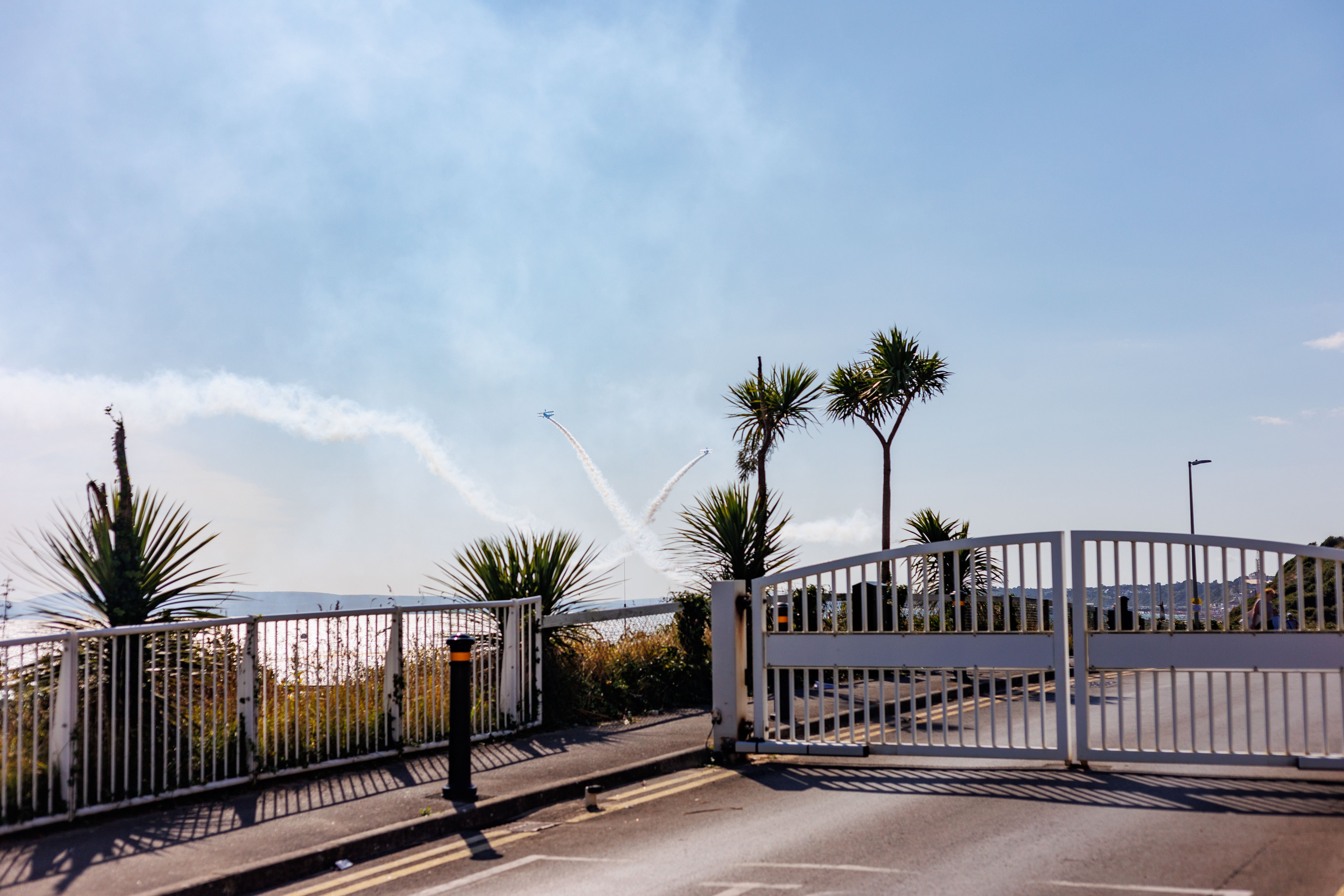 2 bed flat for sale in Honeycombe Beach, Honeycombe Chine 33