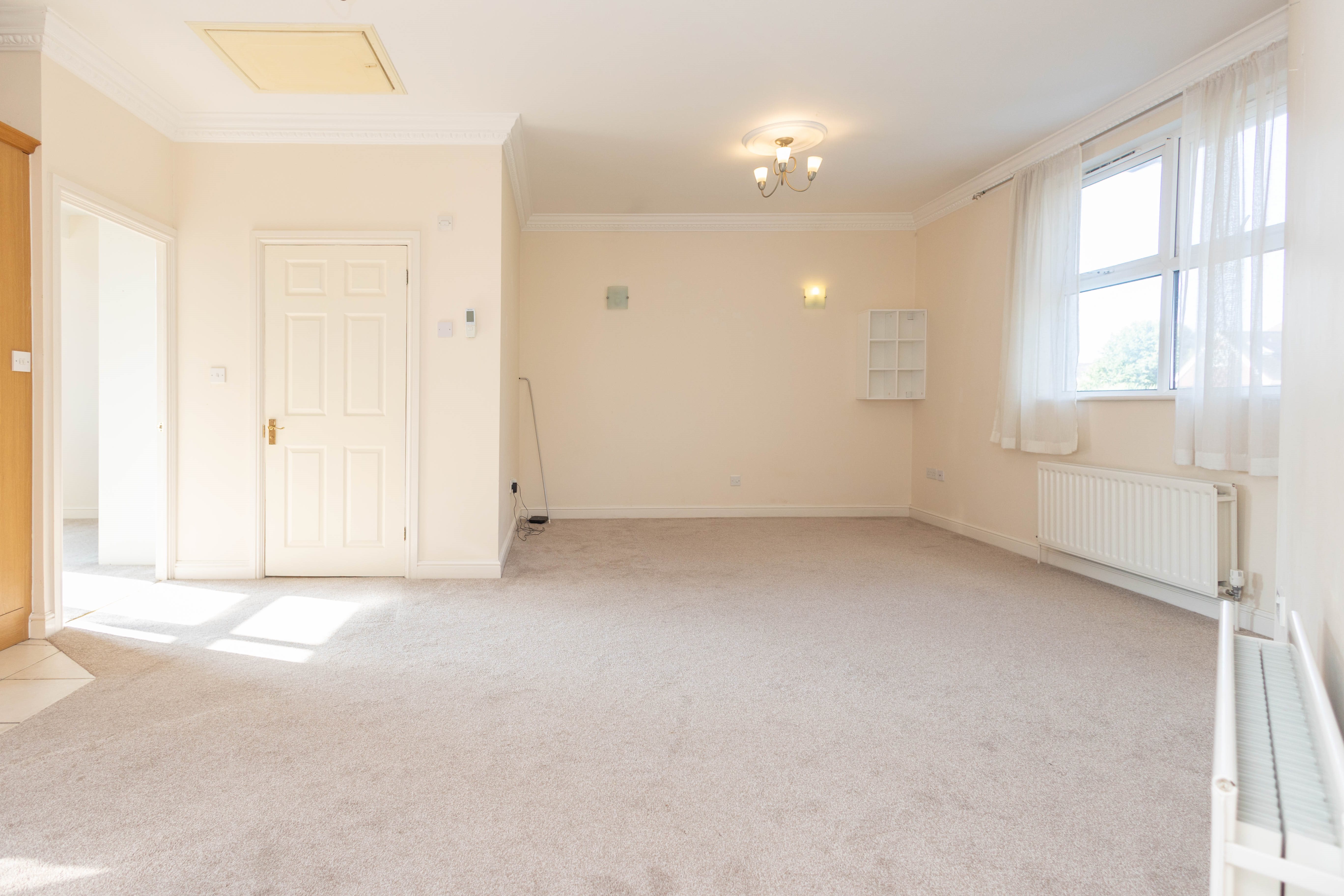 1 bed flat for sale in Grand Avenue, Bournemouth  - Property Image 4