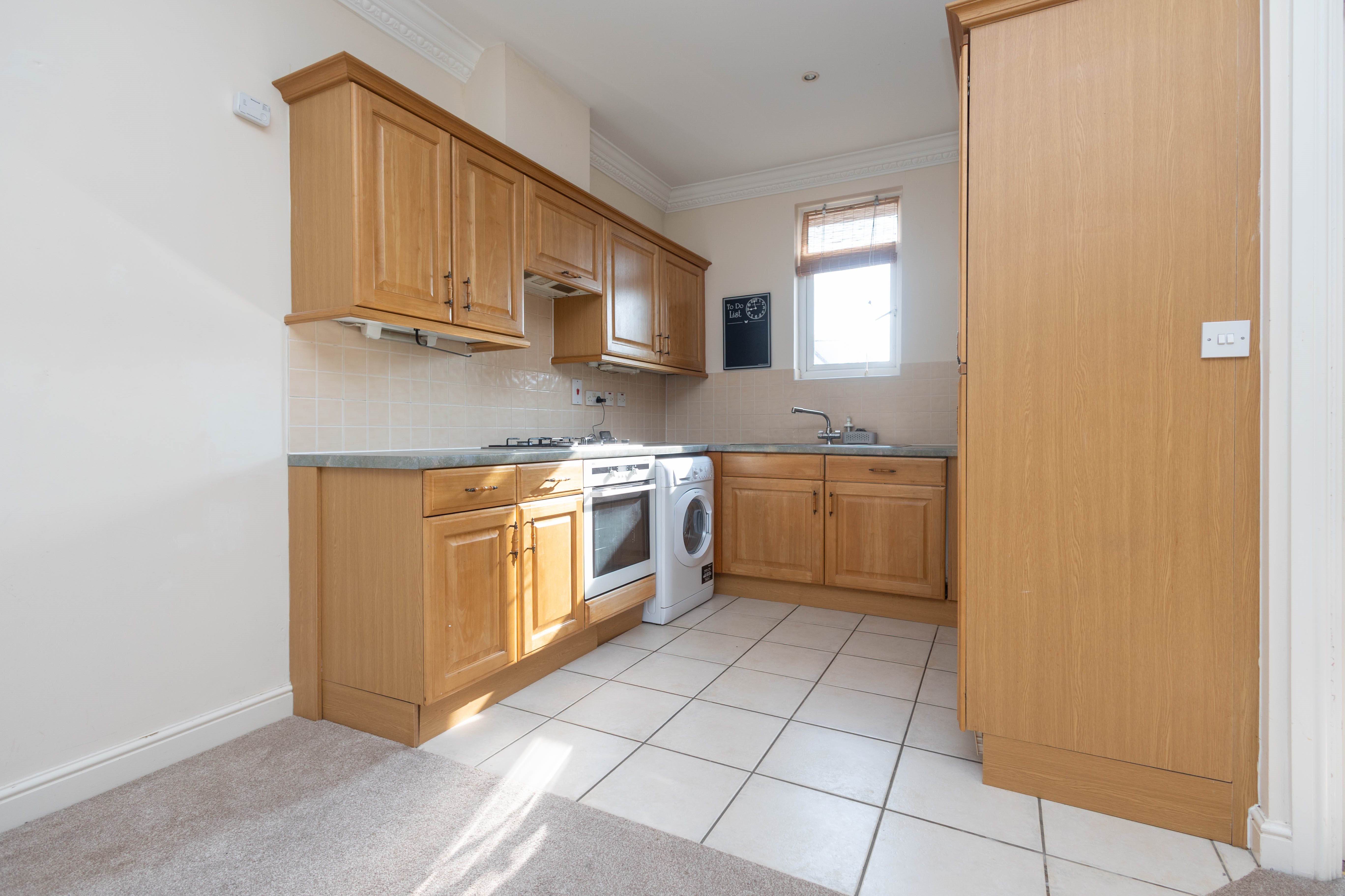 1 bed flat for sale in Grand Avenue, Bournemouth 2