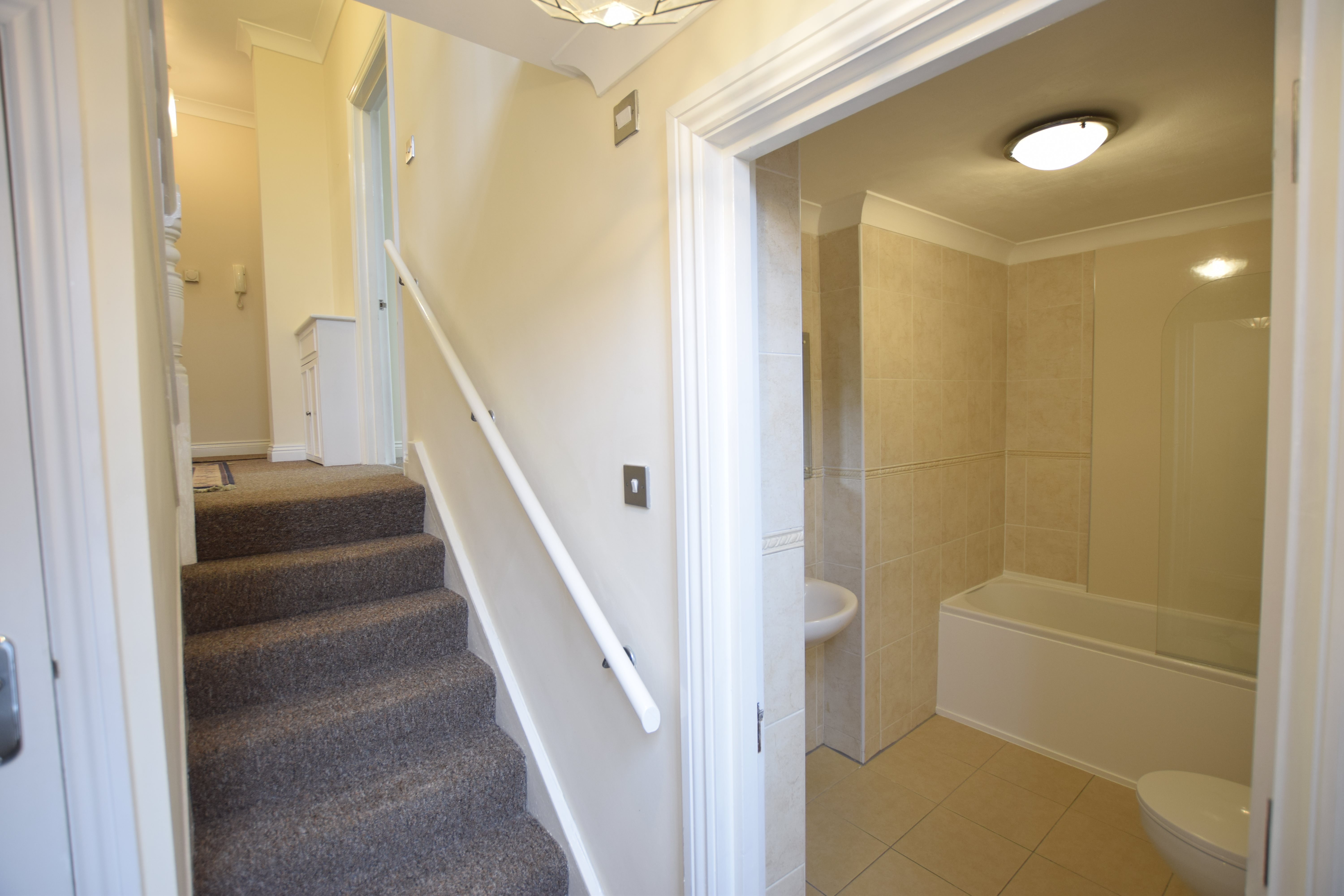 2 bed flat for sale in Christchurch Road, Bournemouth  - Property Image 11