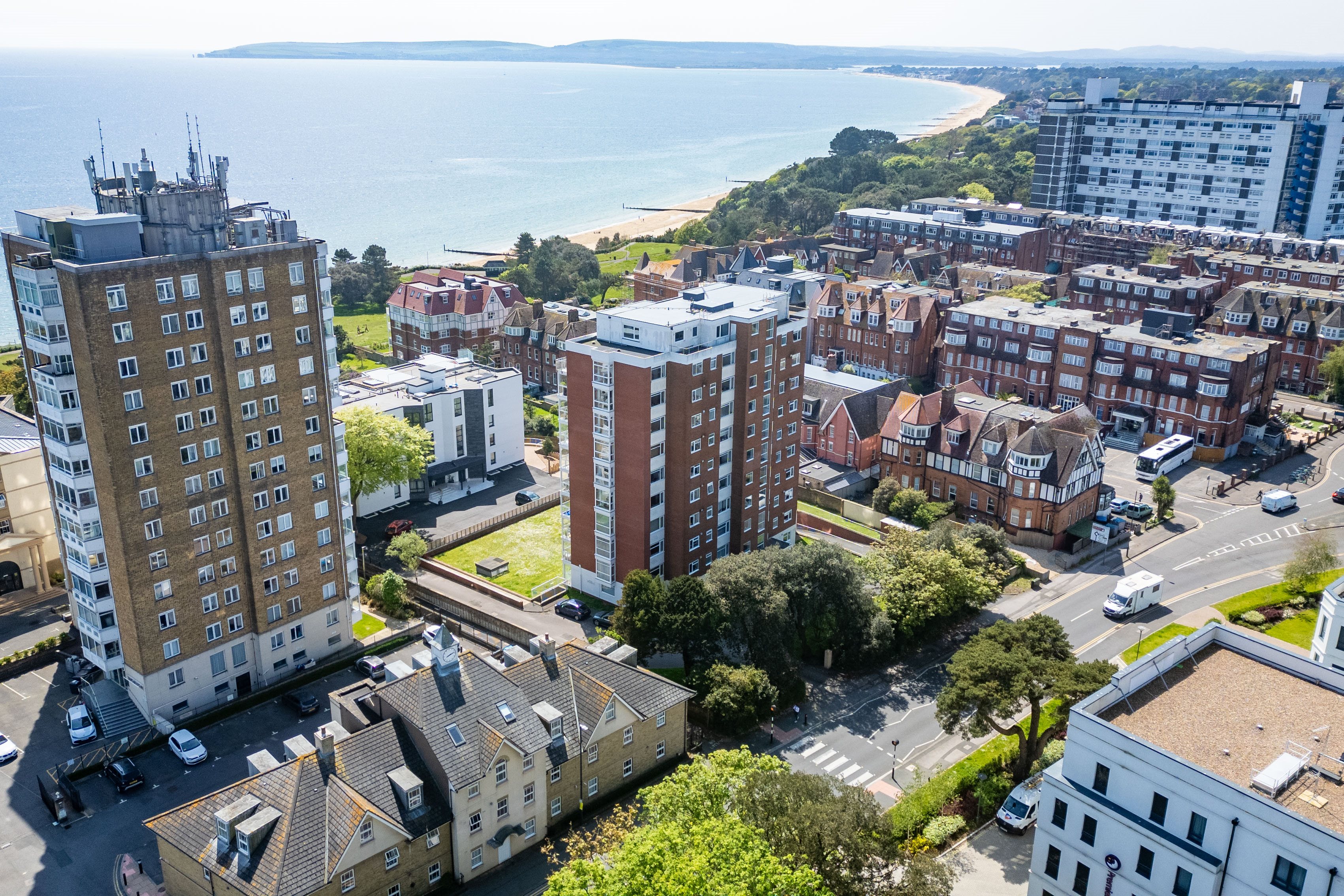 2 bed flat for sale in West Cliff Road, Bournemouth  - Property Image 16