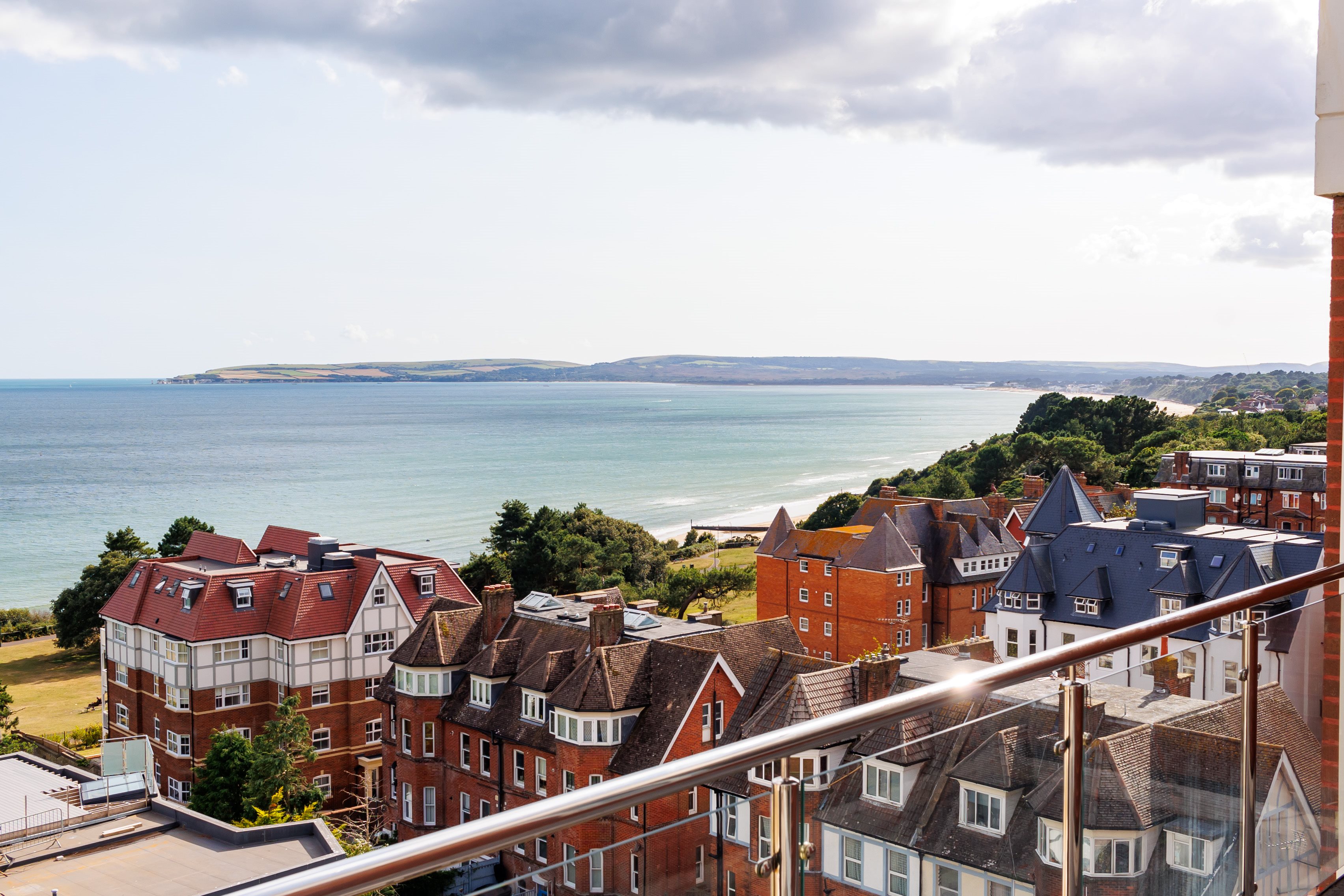 2 bed flat for sale in West Cliff Road, Bournemouth  - Property Image 14