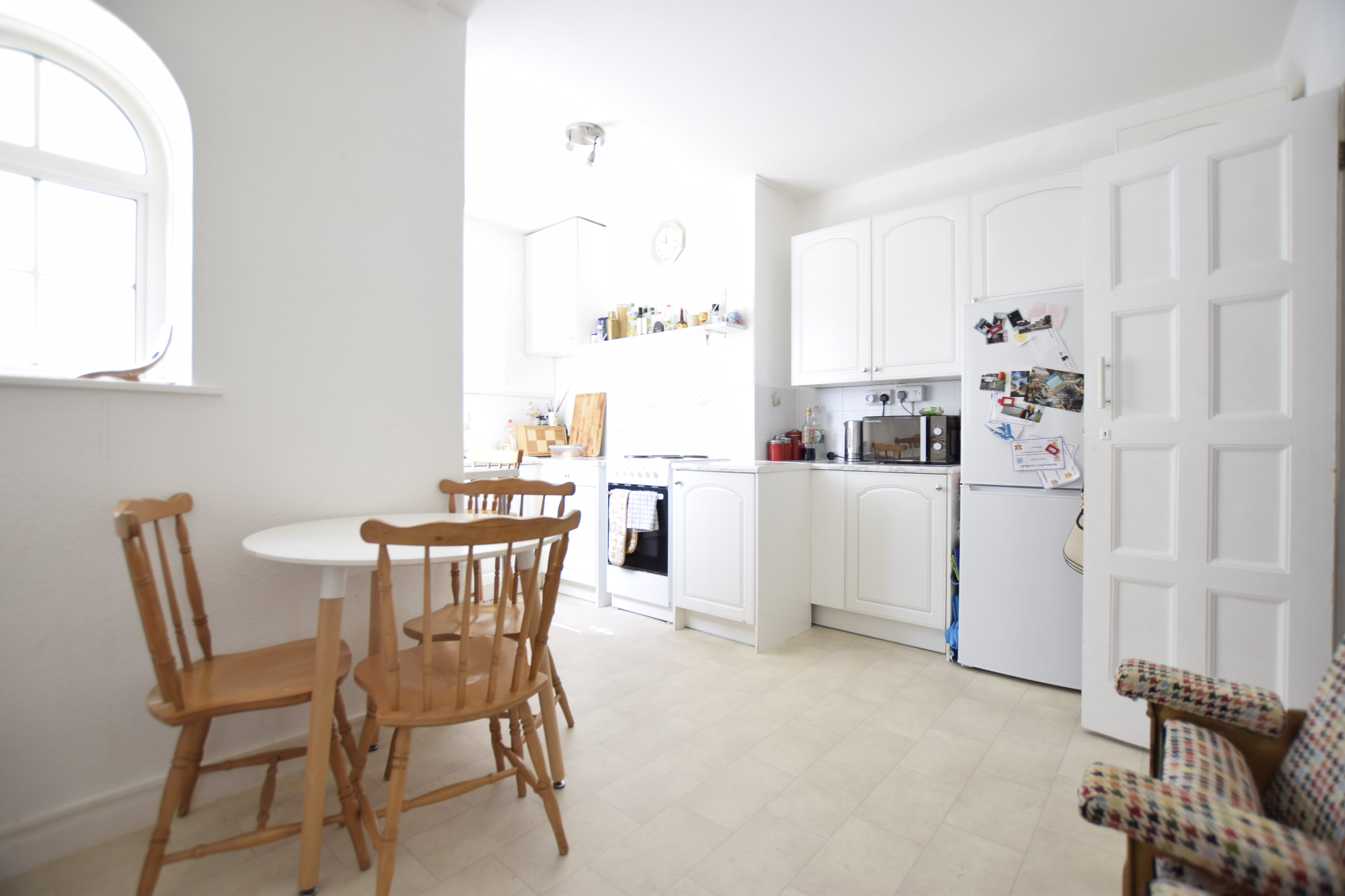 1 bed flat for sale in San Remo Towers, Sea Road  - Property Image 6