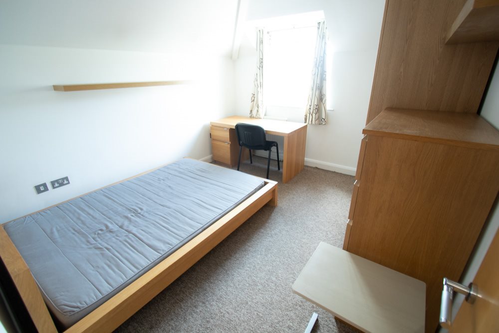 4 bed house for sale in Portchester Place, Bournemouth 10