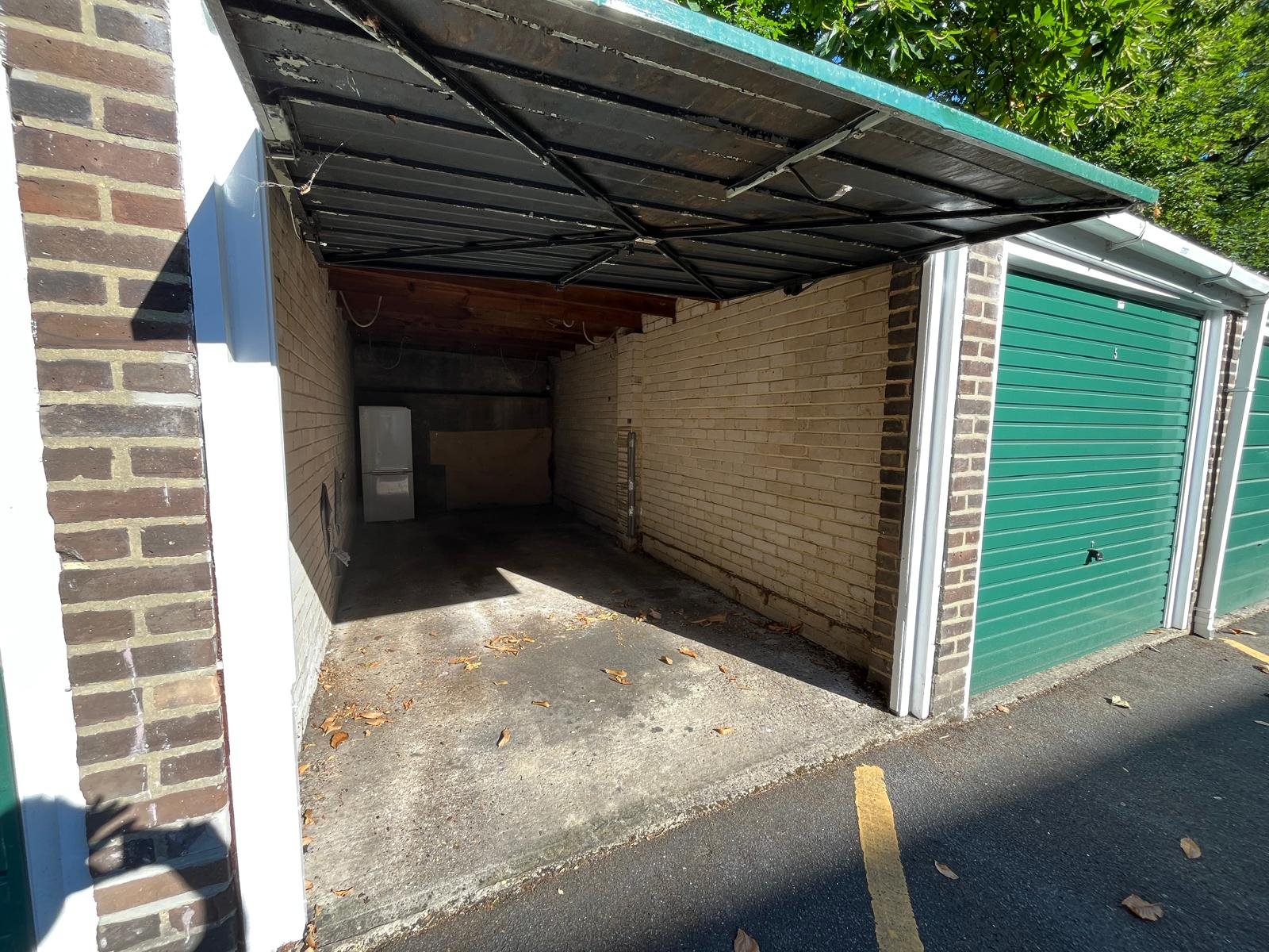 2 bed flat for sale in Branksome Wood Road, Bournemouth  - Property Image 15
