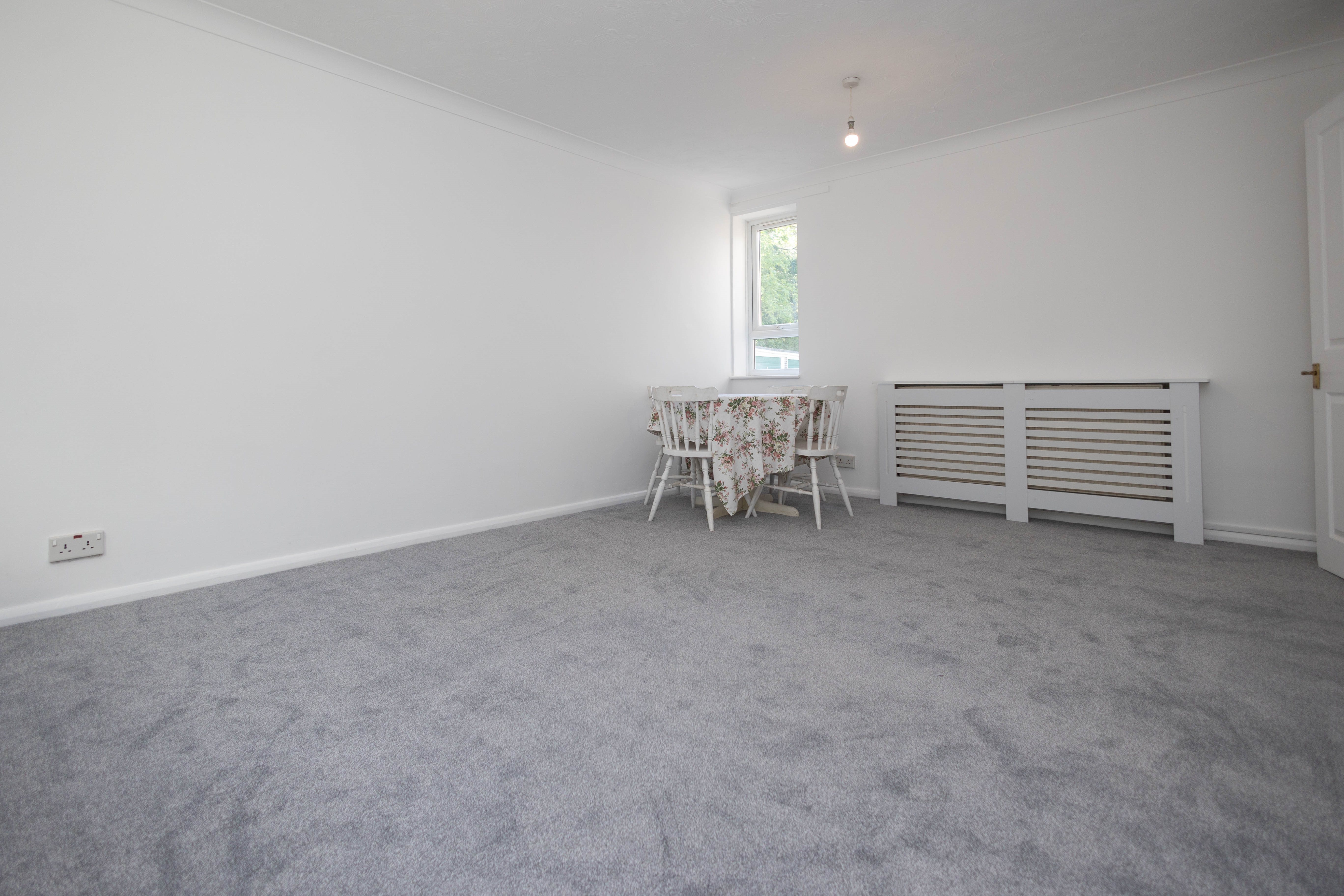 2 bed flat for sale in Branksome Wood Road, Bournemouth  - Property Image 3