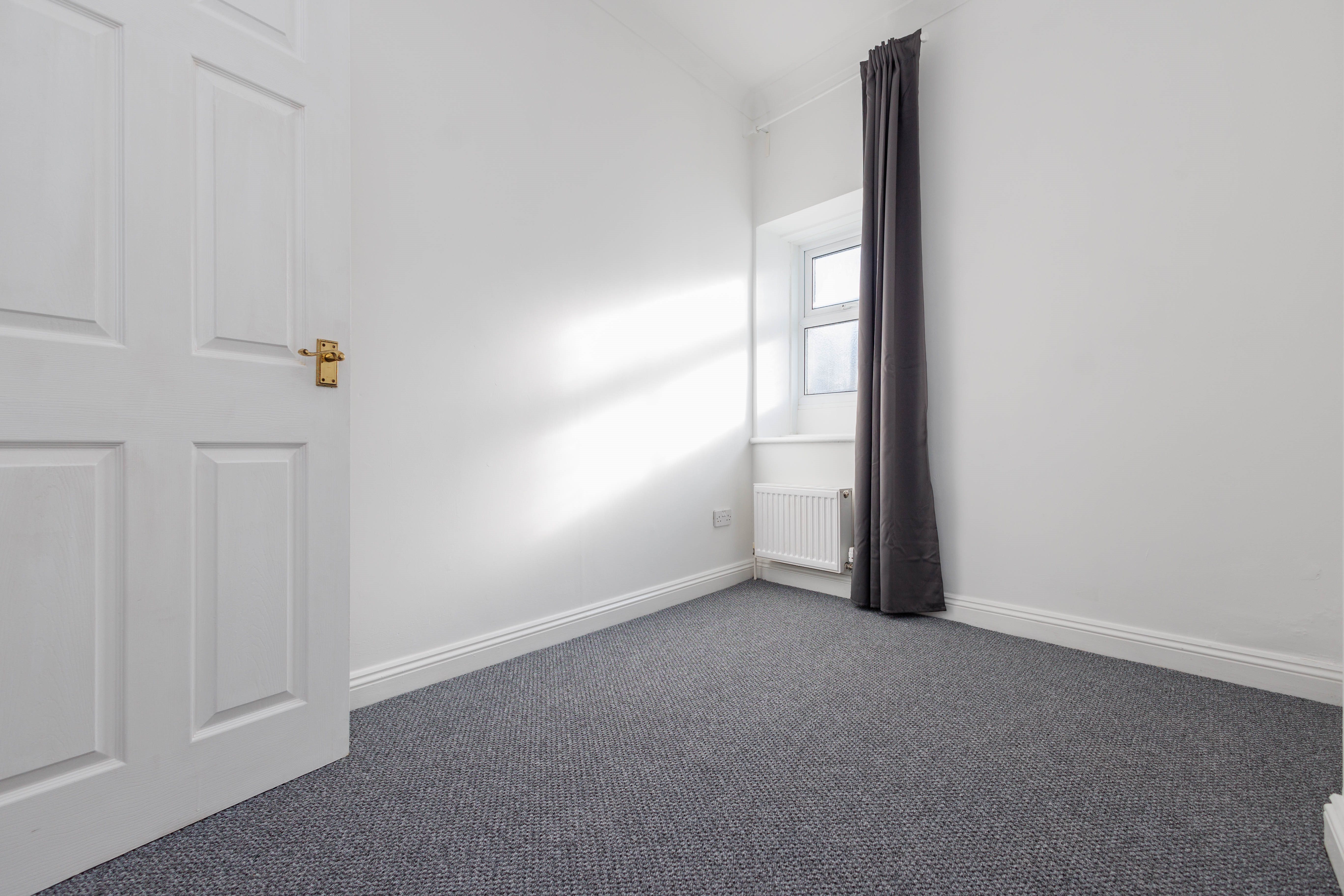 2 bed flat for sale in Commercial Road, Bournemouth  - Property Image 8